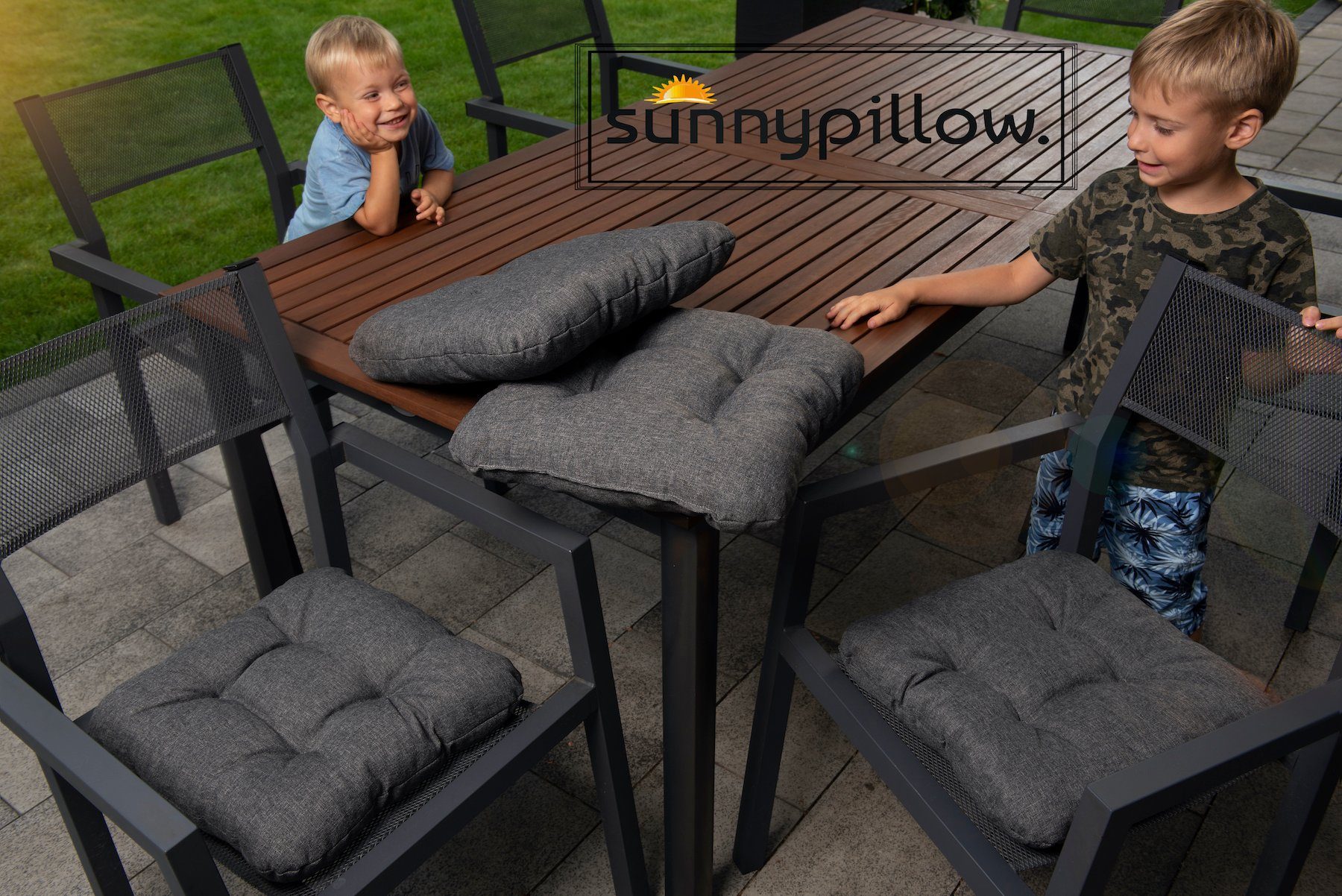 sunnypillow Stuhlkissen 4er Set Stuhlkissen 45x45 cm Bequeme 8cm, Polsterauflage Auflage für Stühle / Bänke