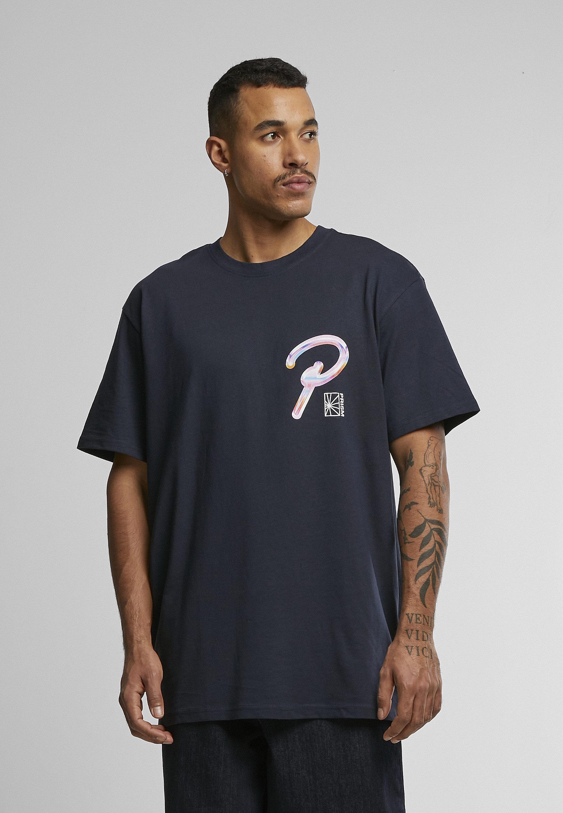Upscale by Mister Tee Kurzarmshirt Upscale by Mister Tee Herren Prisma Oversize Tee (1-tlg)