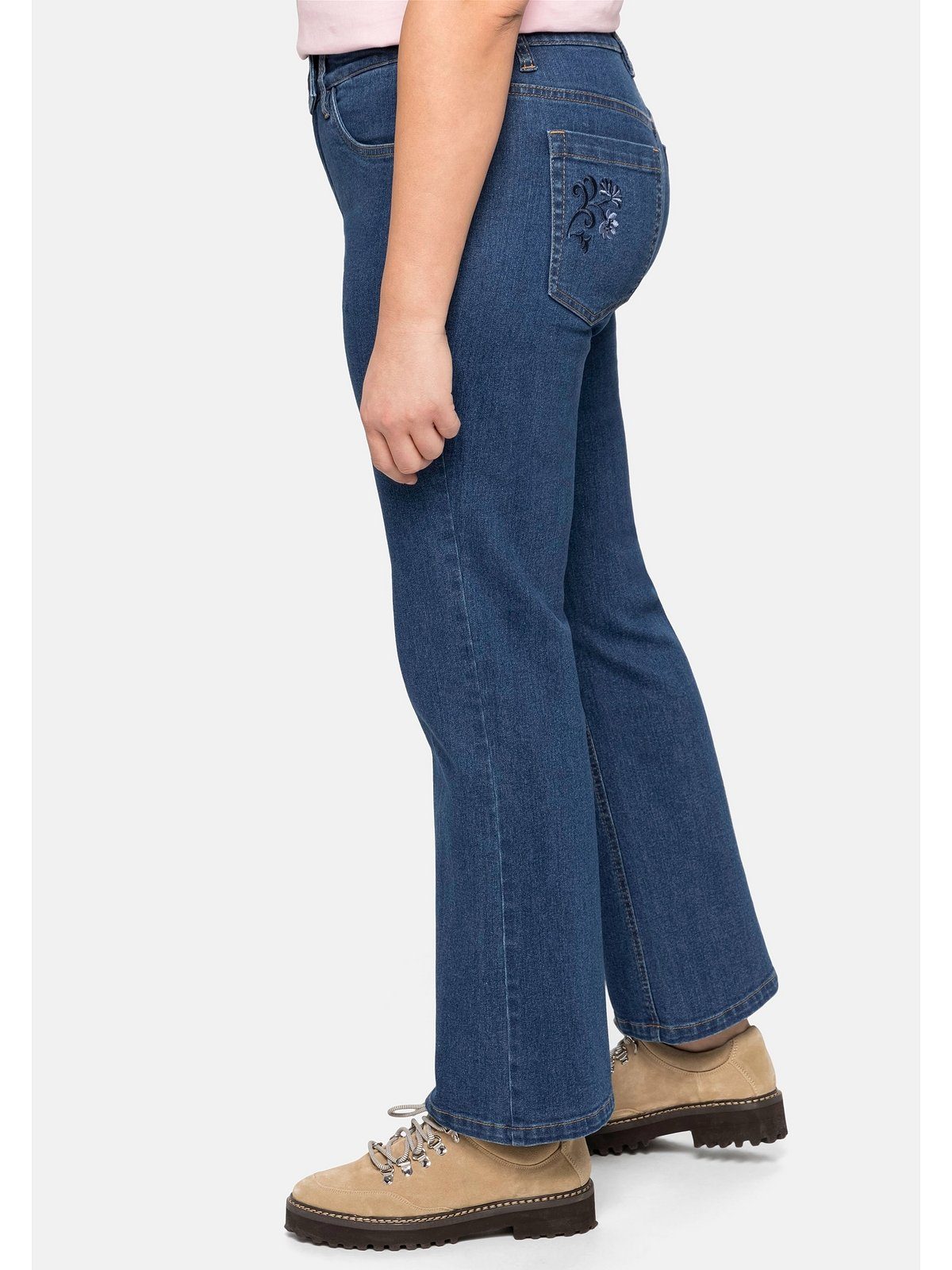 abknöpfbarem mit Sheego Bootcut-Jeans Trachtenlook Latz im Große Größen