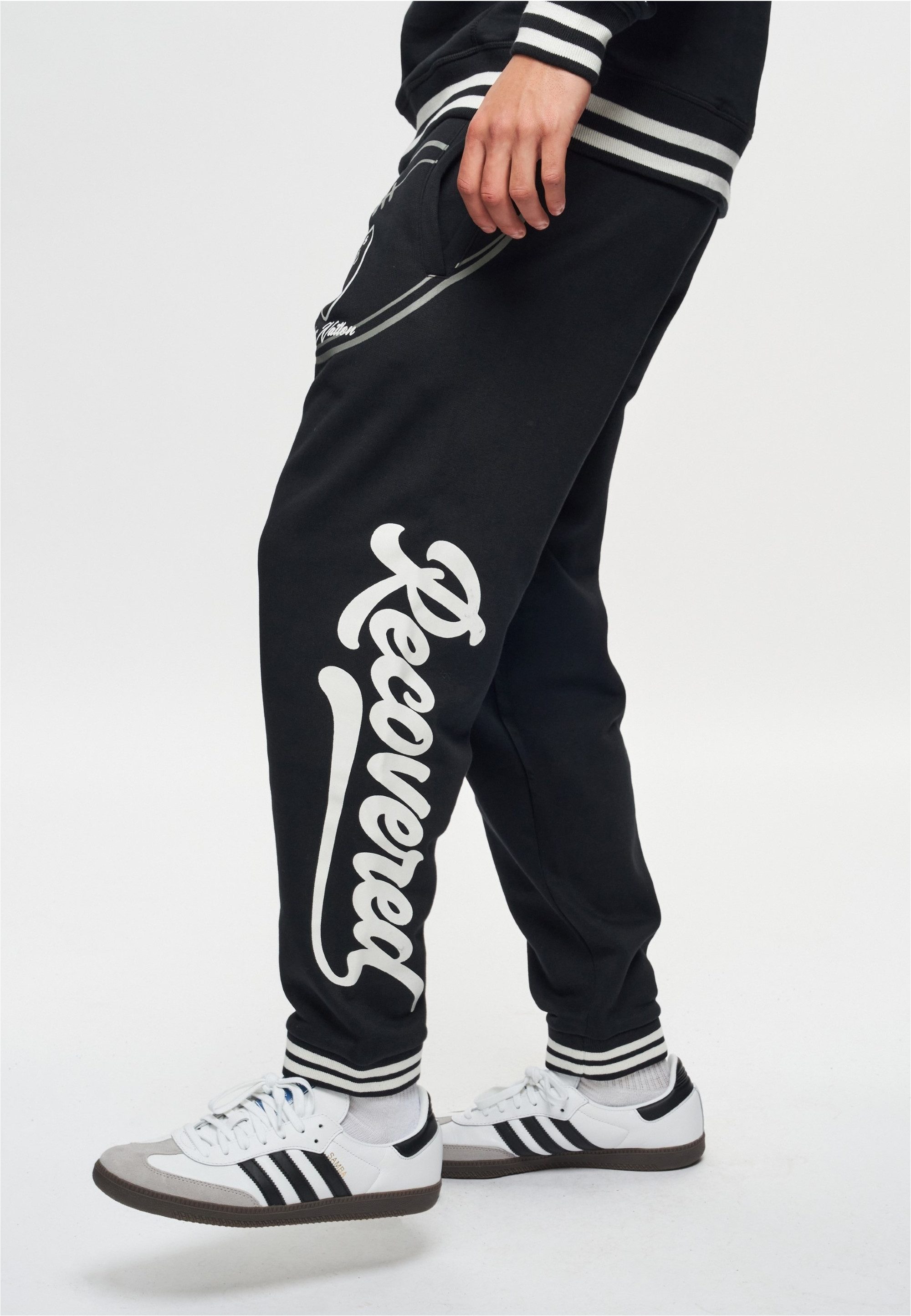 Recovered Sweathose NFL Raiders Nation im lockeren Schnitt