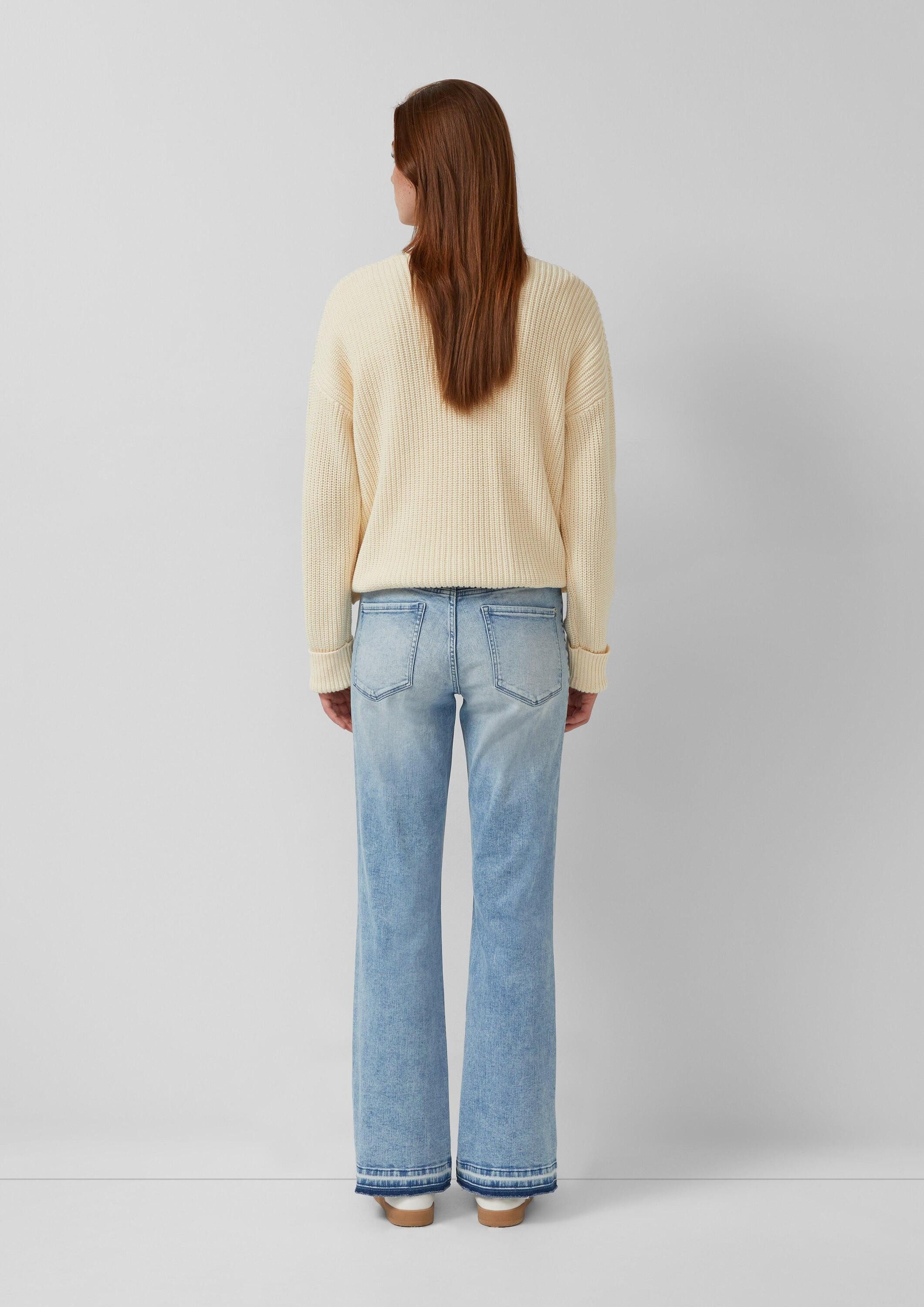 s.Oliver Bootcut-Jeans Jeans-Hose Jeans / Regular Fit / Mid Rise / Flared Leg / ausgefranster Saum