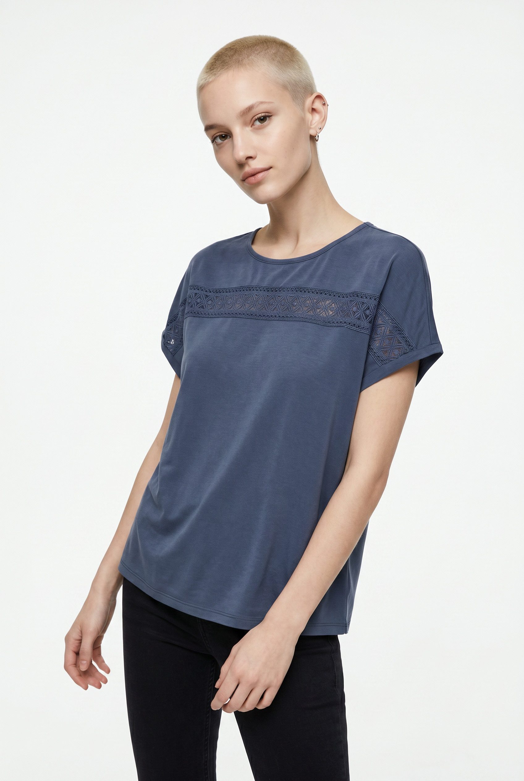 ONLY Kurzarmshirt ONLFREE LIFE S/S LACE PANEL TOP JRS