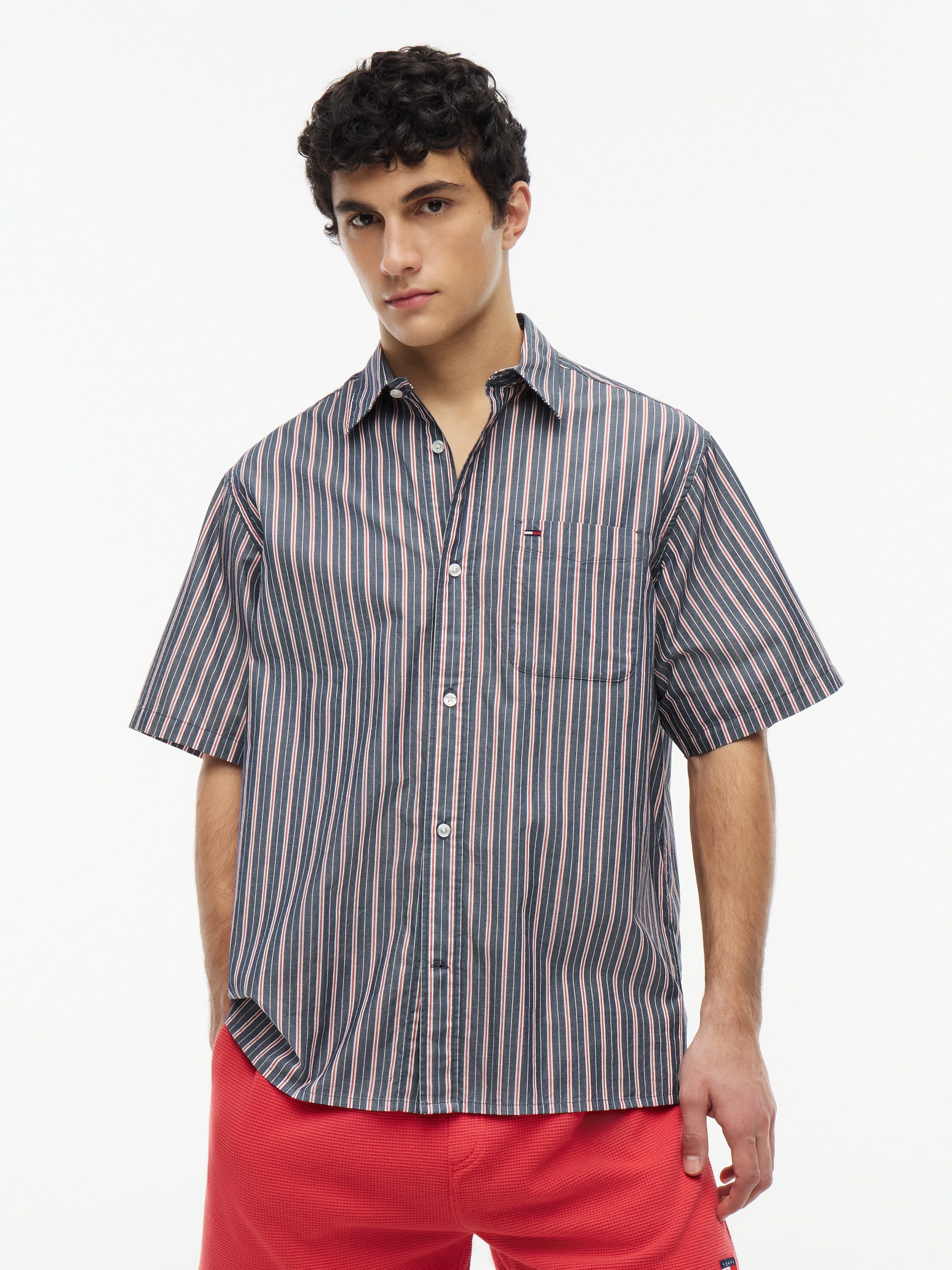 Tommy Jeans Kurzarmhemd POPLIN STRIPE SHIRT Relaxed fit mit Brusttasche