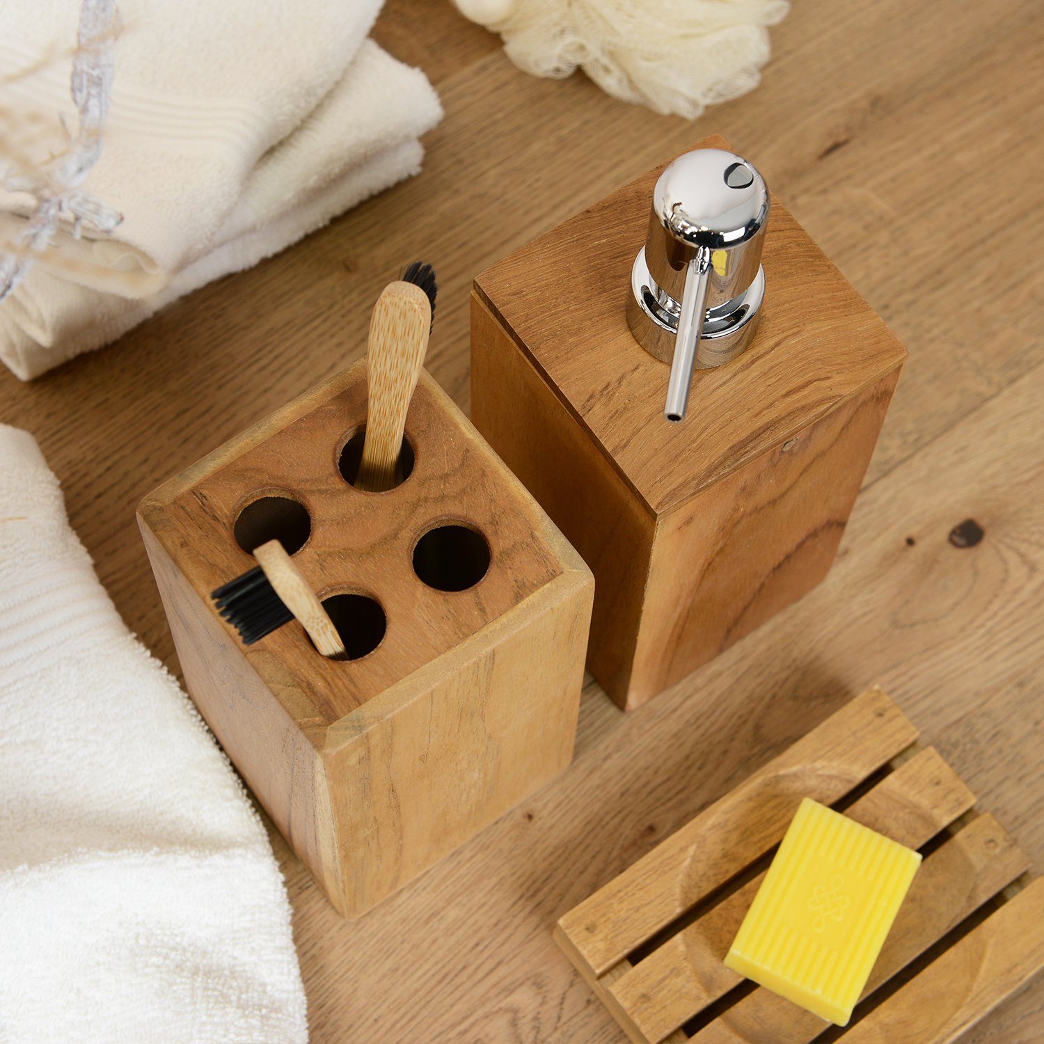 wohnfreuden Badaccessoire-Set Teakholz-Set fürs Bad 3teilig, 30775