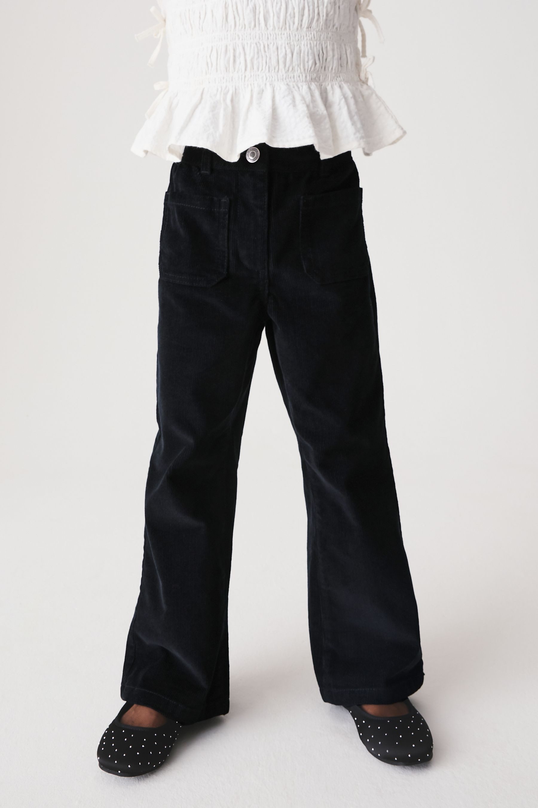 Next Schlagjeans Hose mit ausgestelltem Bein (1-tlg)