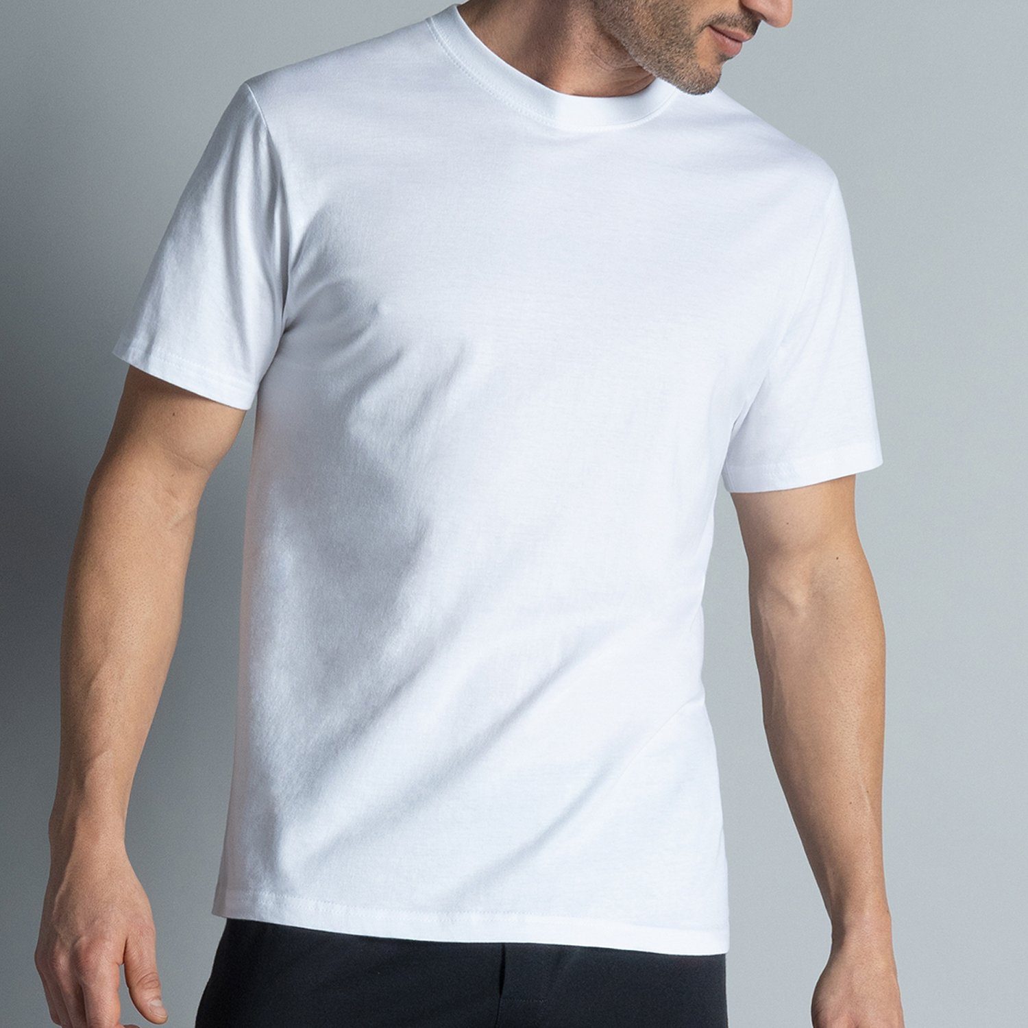 mit GÖTZBURG T-Shirt California (4-tlg) Weiß Rundhals-Ausschnitt, Premium-Qualität