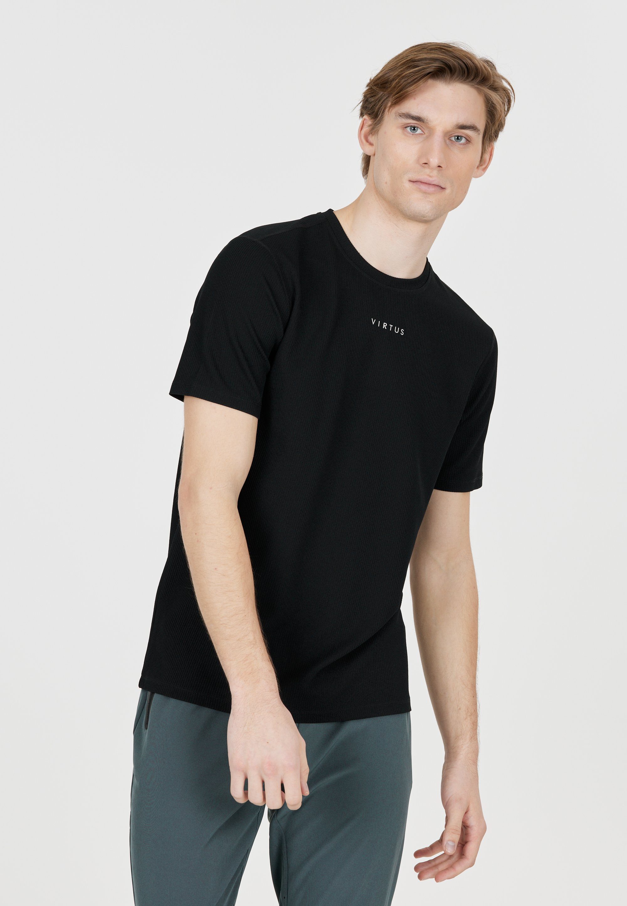 Virtus Funktionsshirt Besto mit Quick Dry-Technologie
