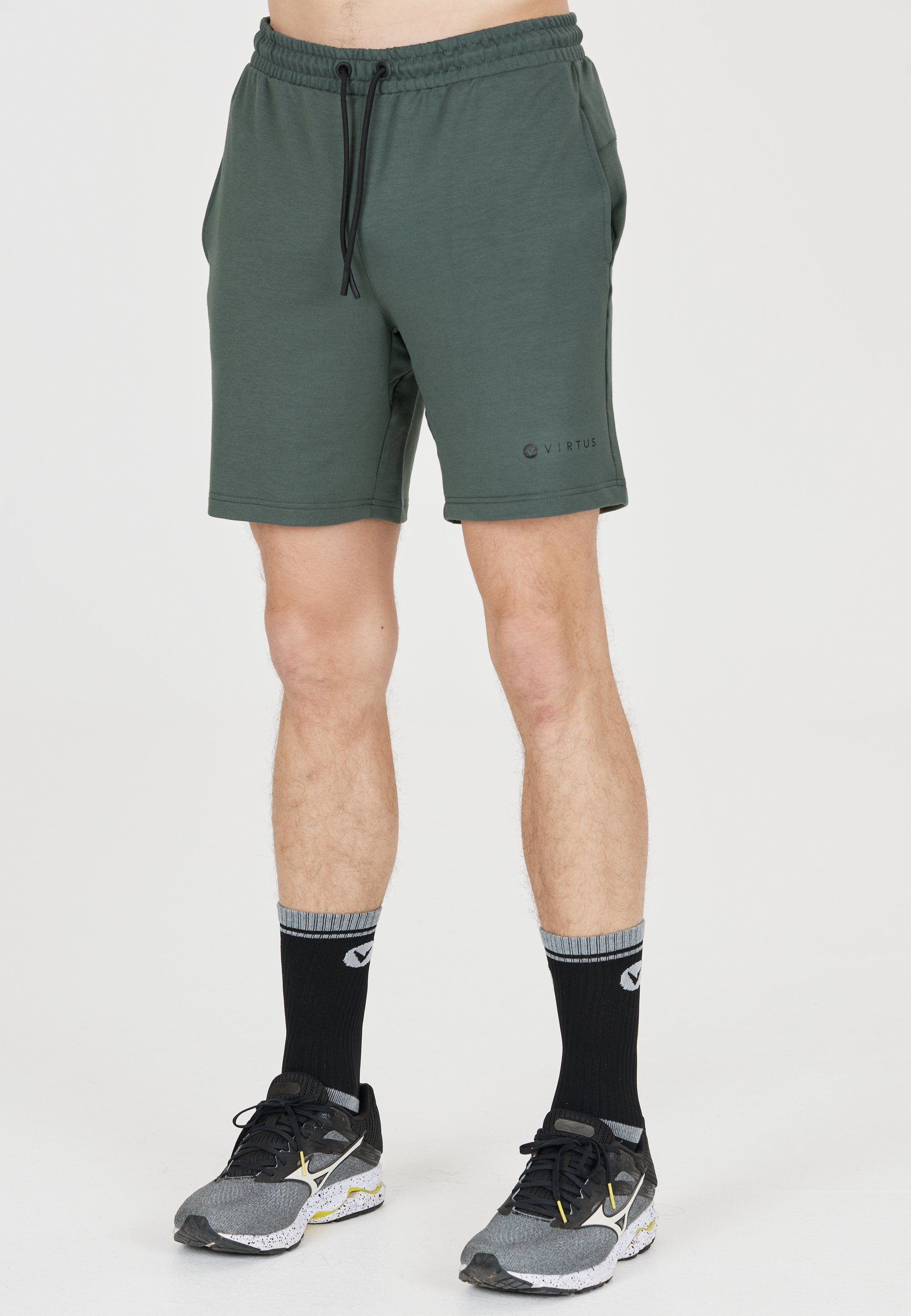 Virtus Shorts Patrick V2 mit verstellbarem Tunnelzug grün