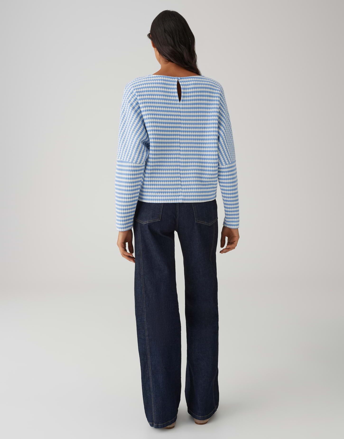 OPUS Sweatshirt GRESH in Strickoptik Lockere Passform, schmal zulaufender Schnitt, überschnittene Schulter