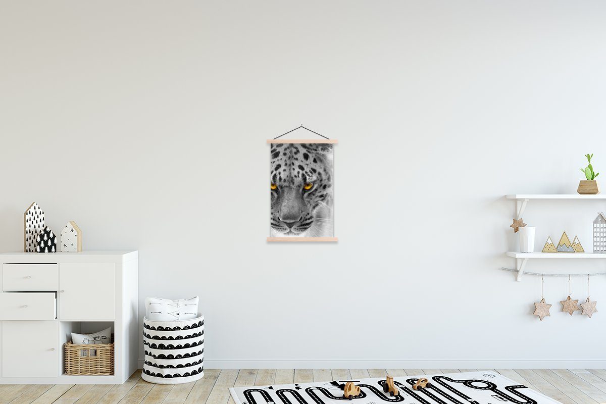 MuchoWow Poster Leopard - Schwarz - Weiß - Gelb, (1 St), Posterleiste, Textilposter für Wohnzimmer, Bilderleiste, Magnetisch