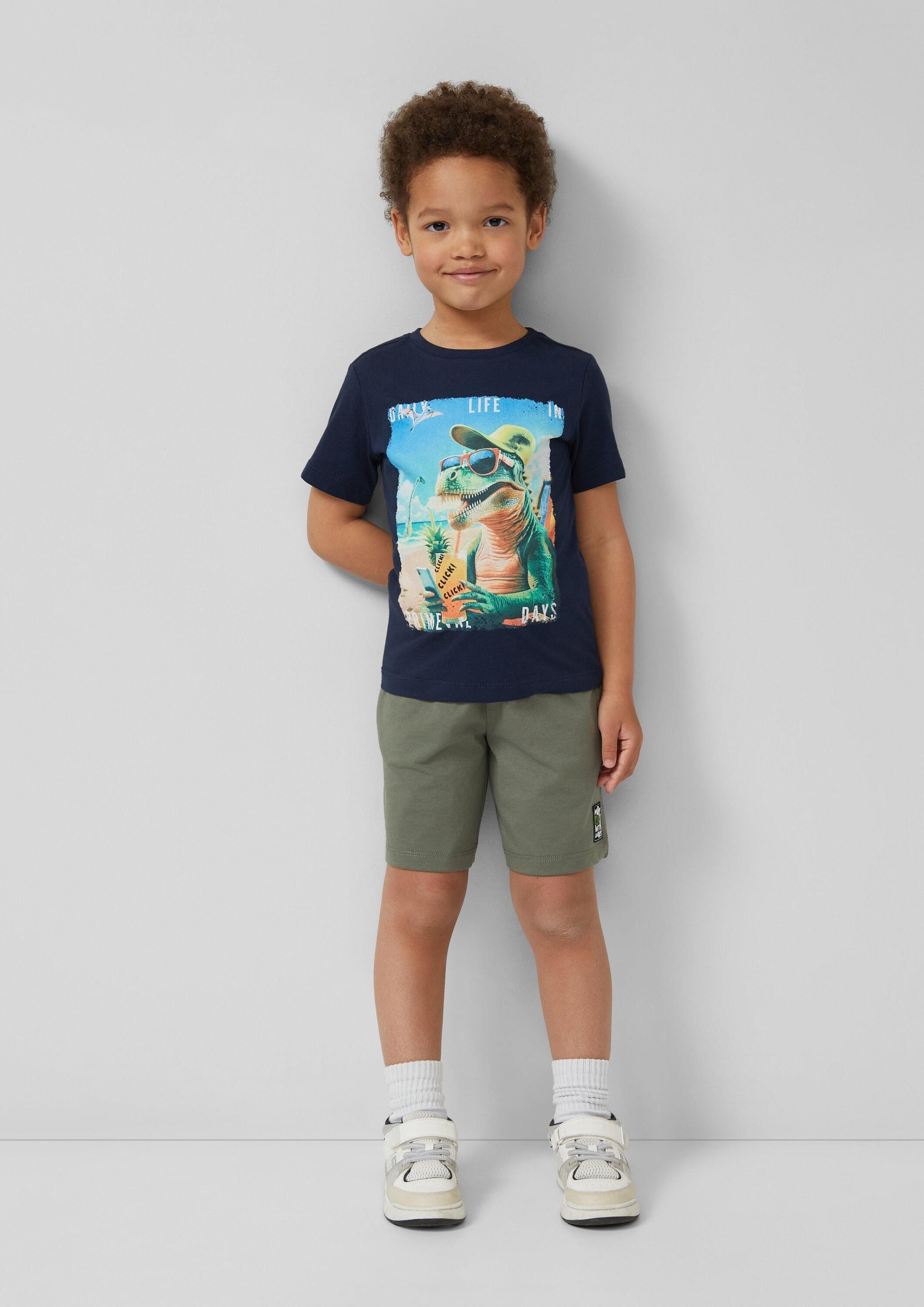 s.Oliver Kurzarmshirt T-Shirt Set aus T-Shirt mit Frontprint und Jersey-Bermuda