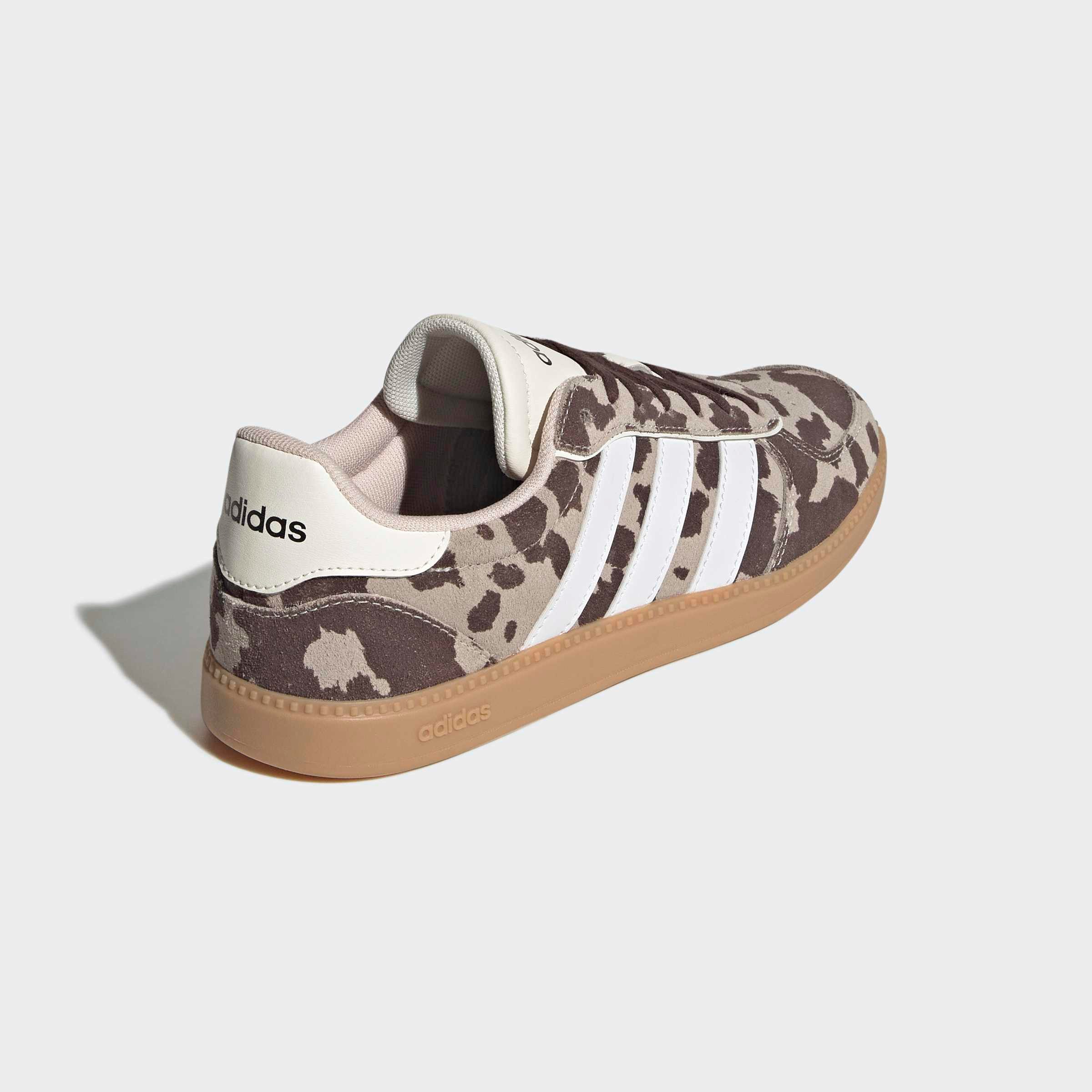 adidas Sportswear BREAKNET SLEEK Sneaker (mit Kuh Muster) inspiriert vom Design des adidas handball spezial – Bild 5 von 5
