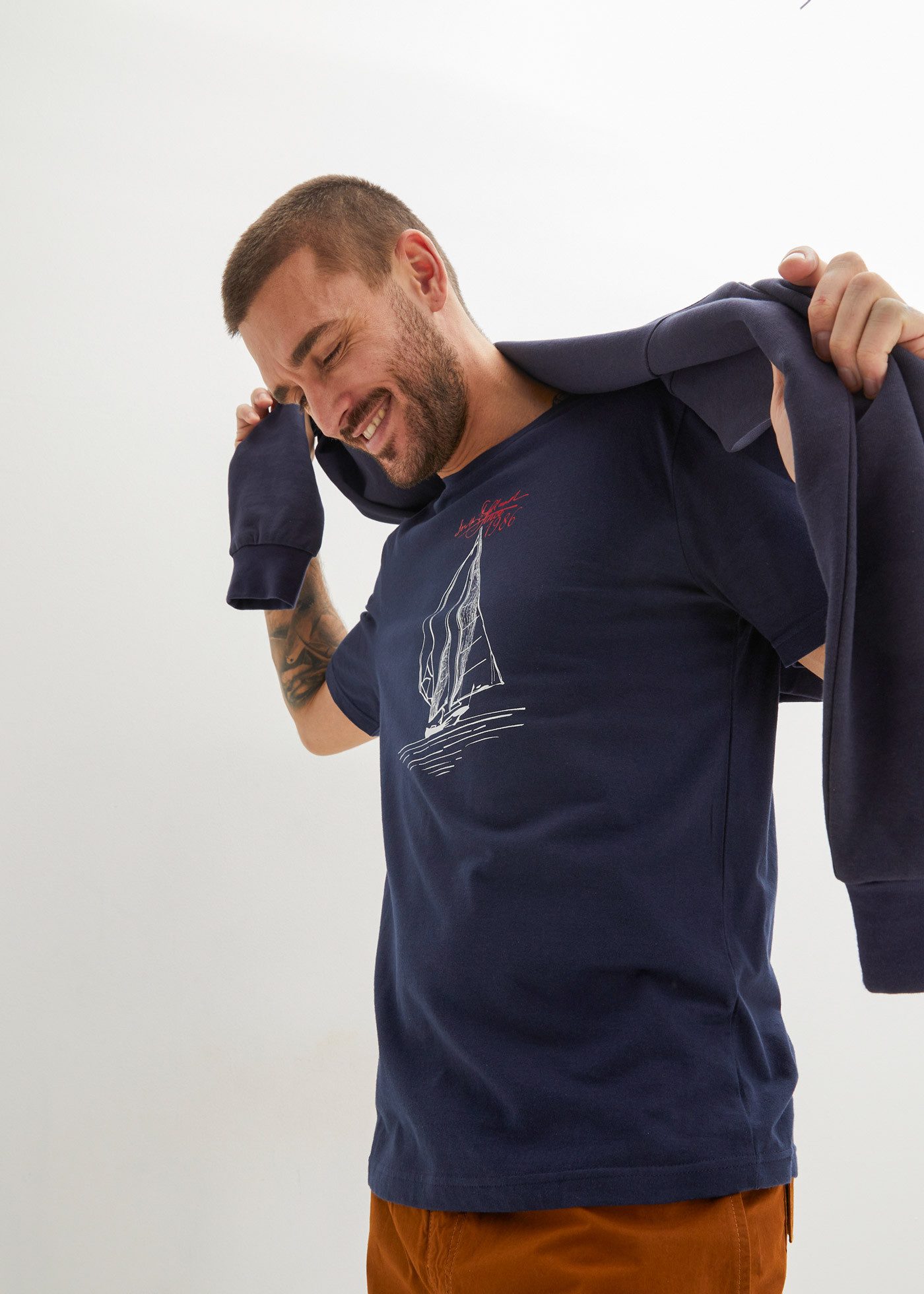 bonprix T-Shirt (Packung, 2-tlg) Regular Fit, Kurzarm-Design, mit maritimen günstig online kaufen