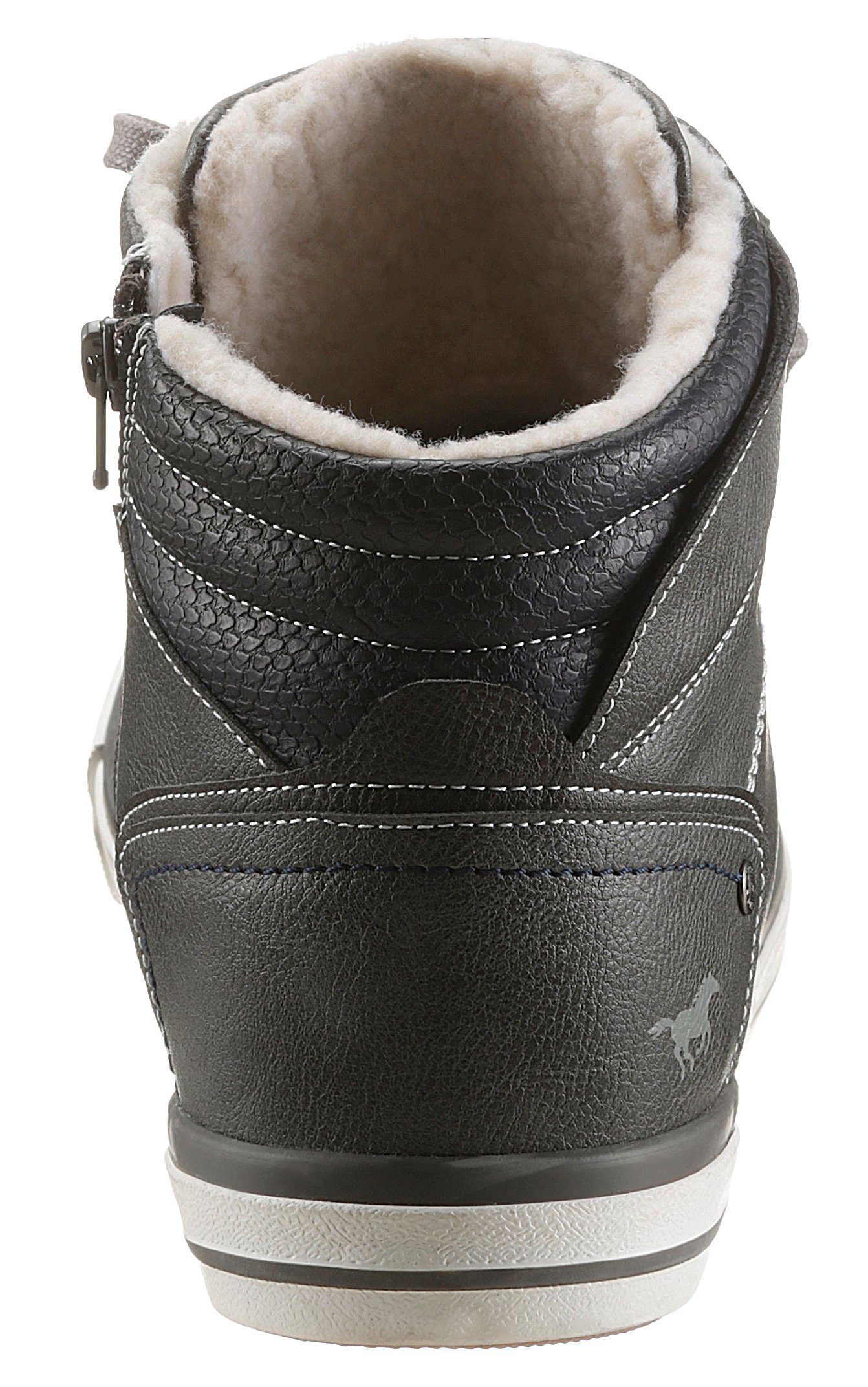Shoes mit Innenreißverschluss grau-used Sneaker zweckmäßigem Mustang