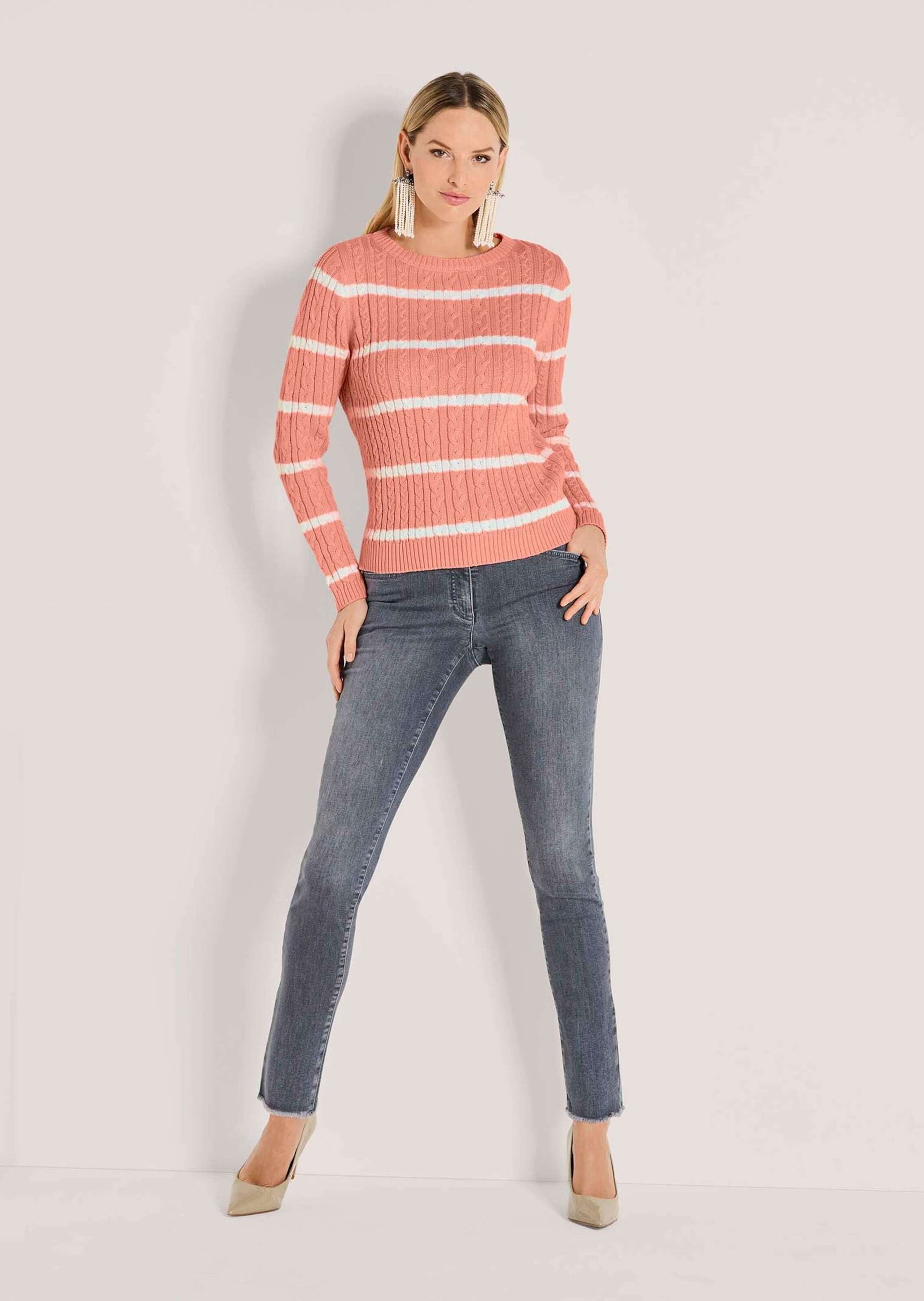 MADELEINE Strickpullover Moderner Baumwollpullover mit Zopfmuster und Ringel-Design Kurz geschnittener Herbstpullover mit Rundhals und Langarm