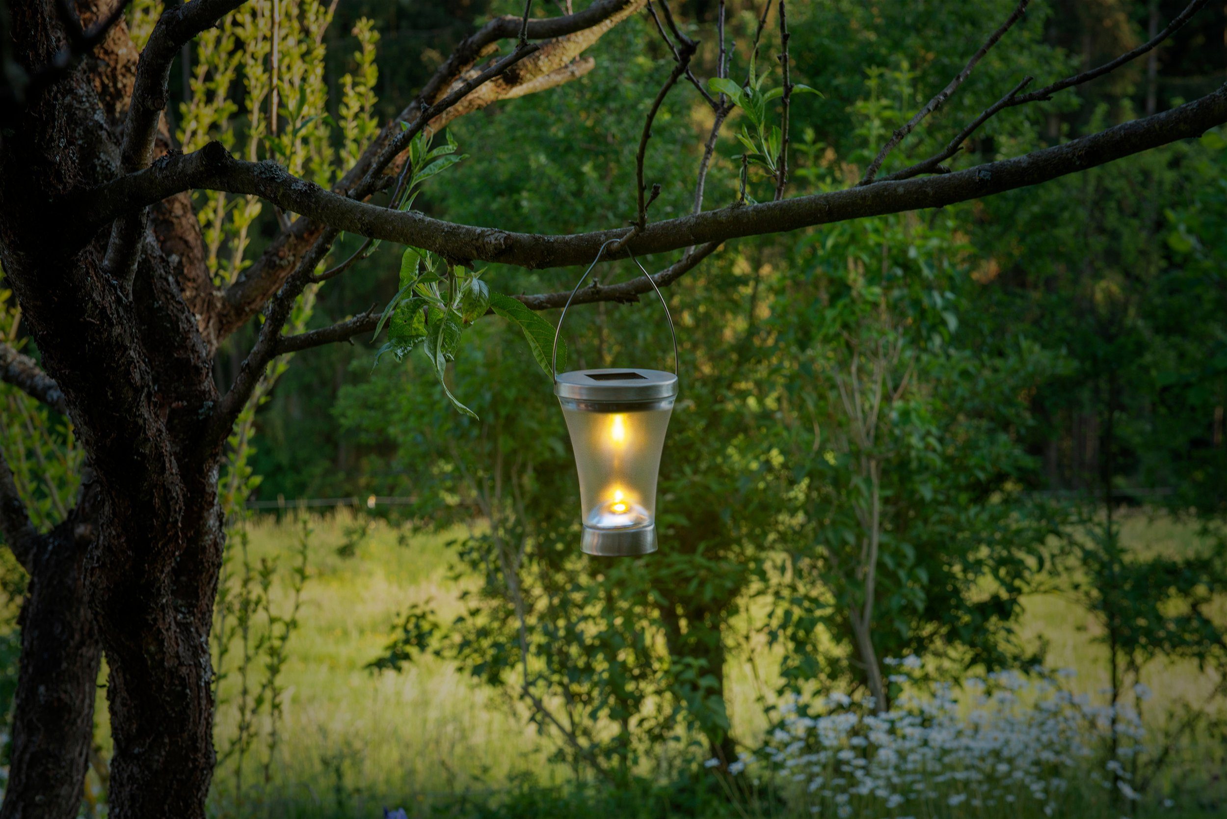 näve LED Solarleuchte Veronica, LED fest integriert, Warmweiß