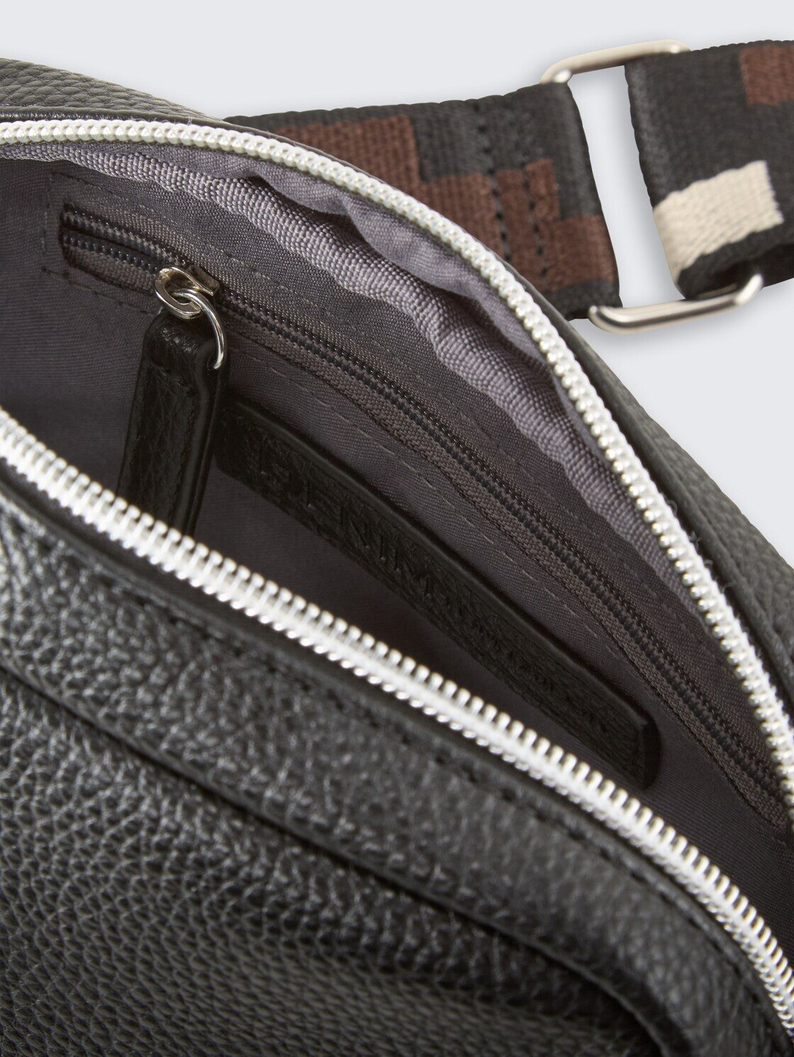 TOM TAILOR Denim Kameratasche Bags, TTSADA Umhängetasche aus Lederimitat