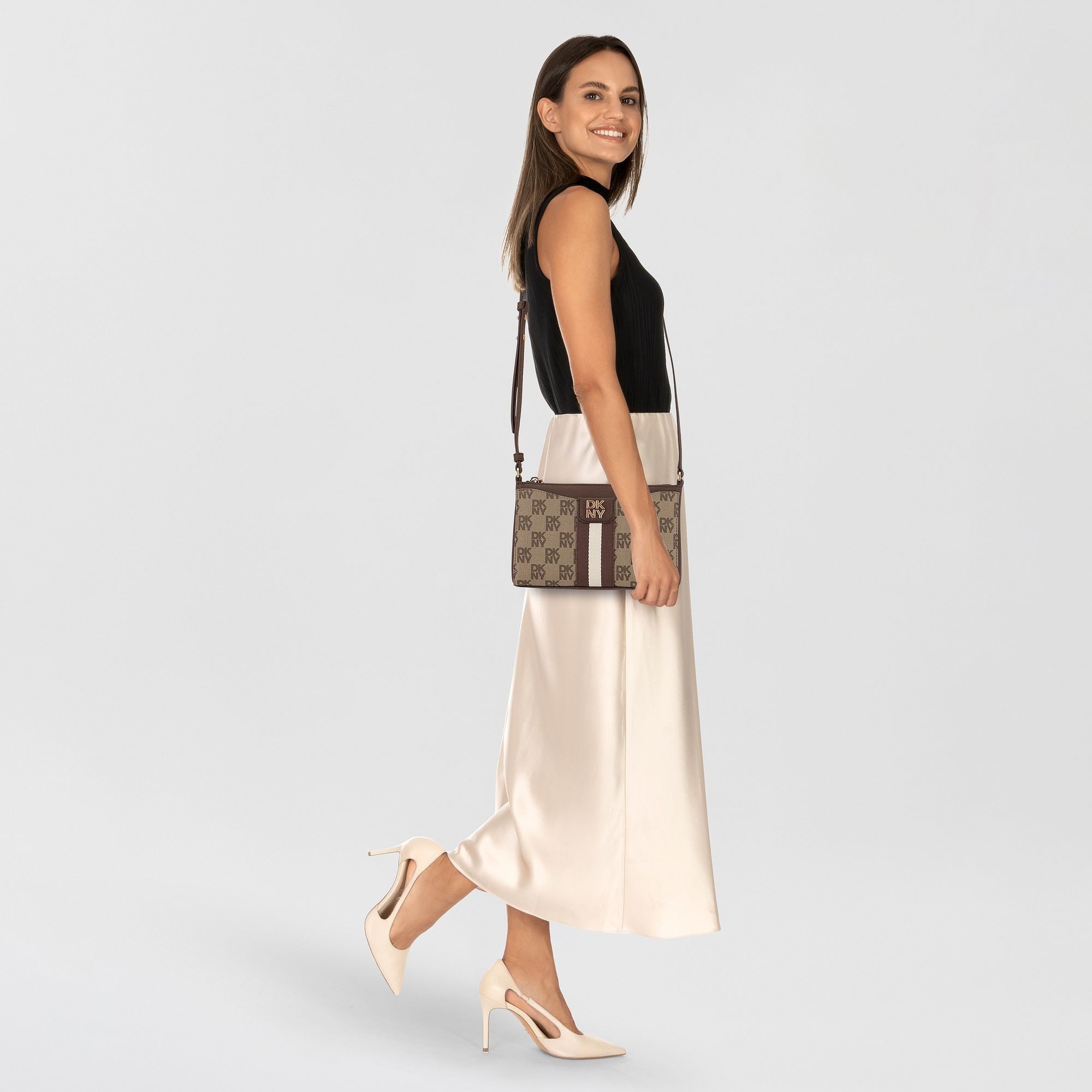 DKNY Umhängetasche Nuri, Leder