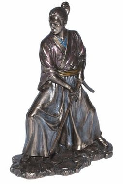 Parastone Dekofigur Deko Figur Samurai Art H 21 cm im Kimono mit Samurai-Schwert