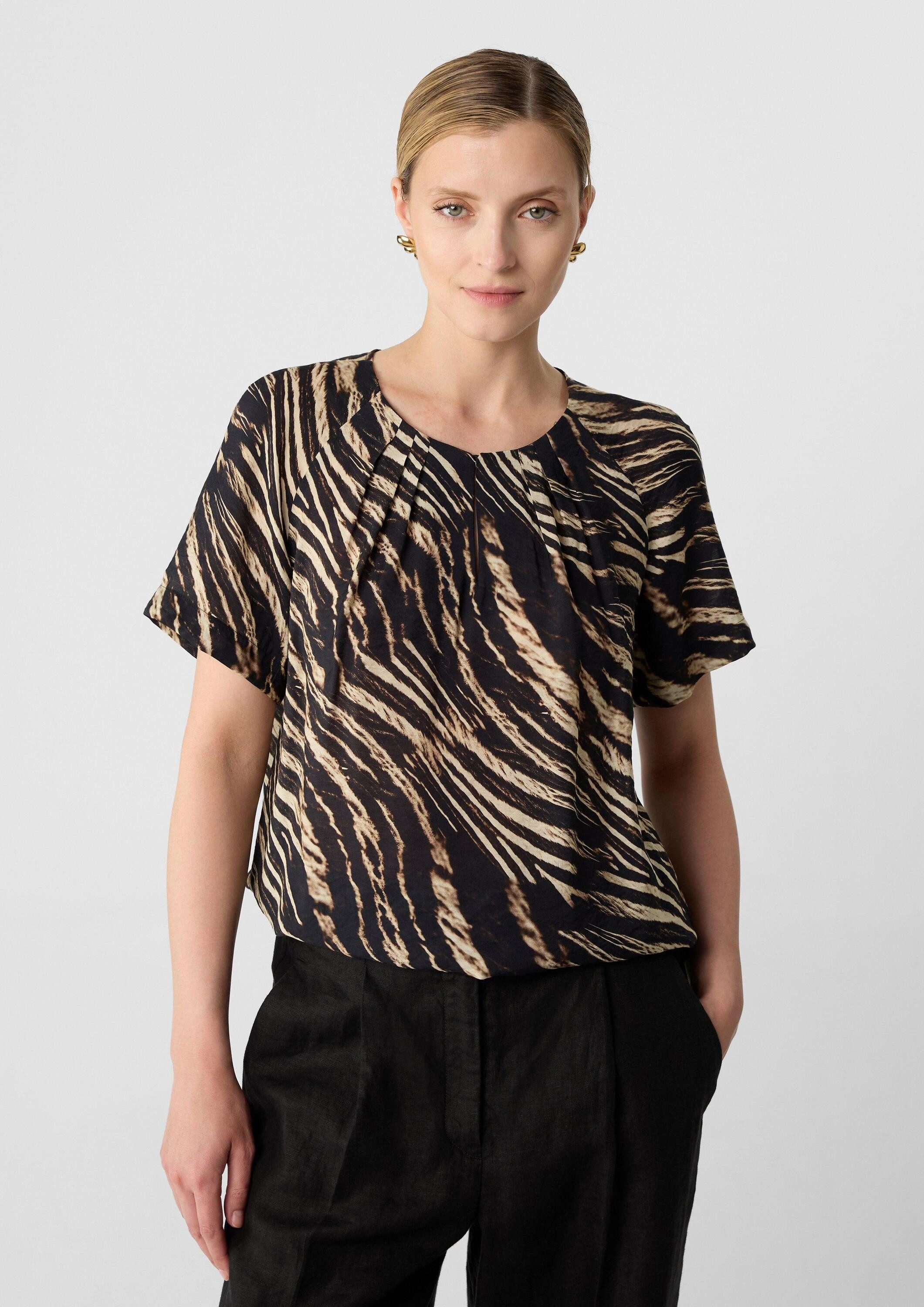 comma Kurzarmbluse Bluse Abstrakt gemusterte Bluse mit Faltendetails