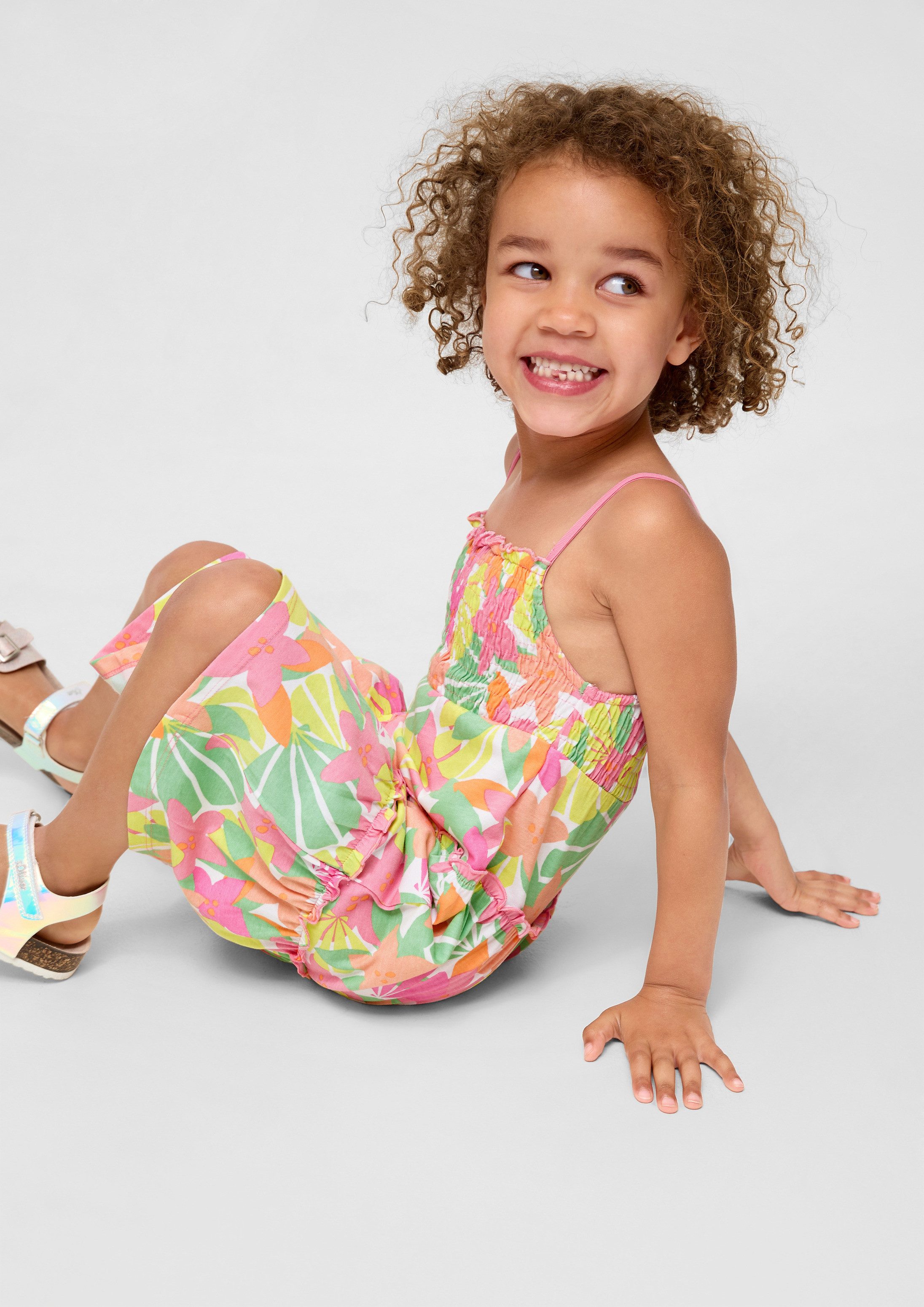 s.Oliver Maxikleid Kleid Kleid mit elastischem Smok-Detail