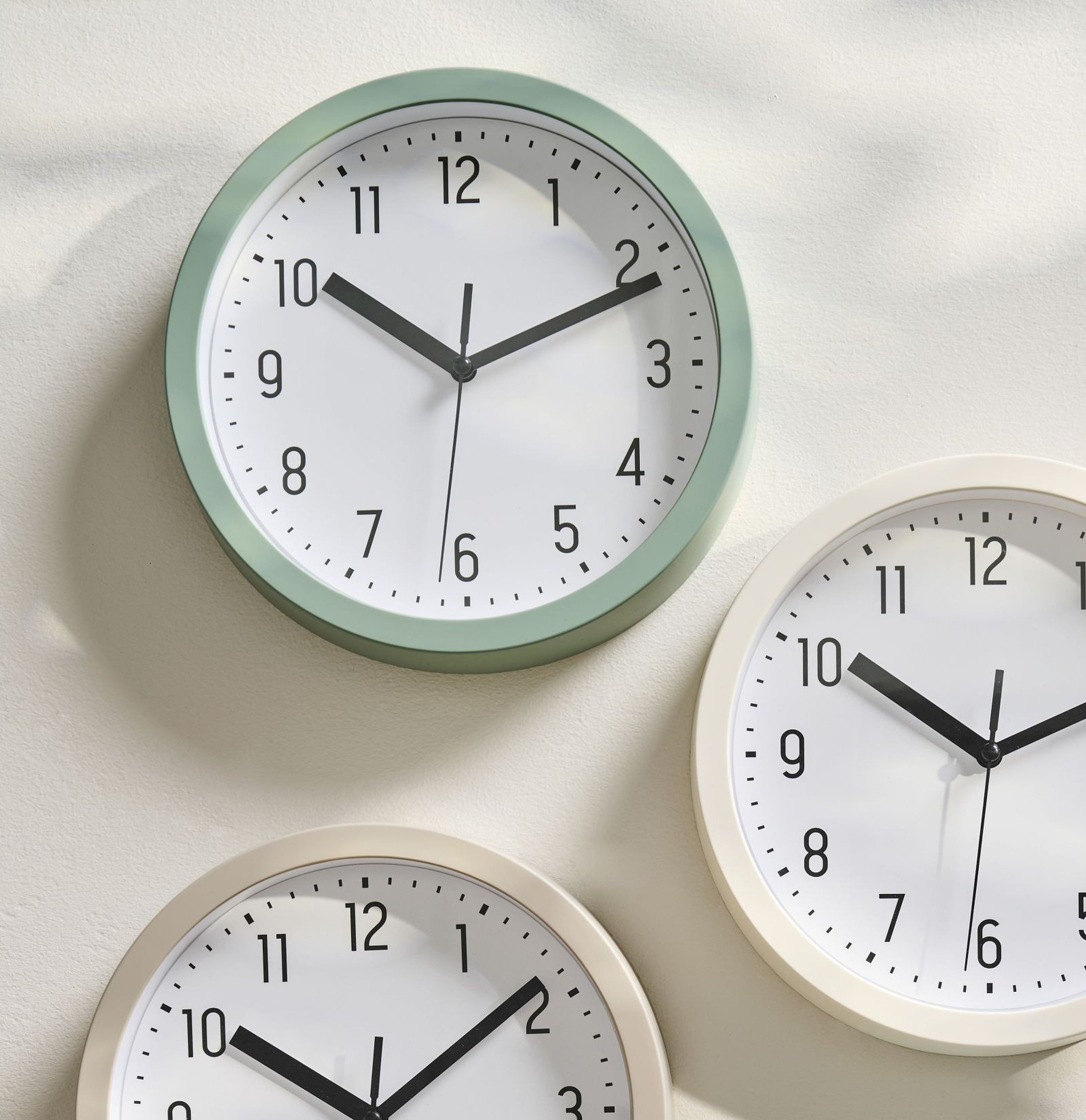 Ib Laursen Wanduhr Ib Laursen - Wanduhr Ø 20 cm Grün Kunststoff 9706-81 günstig online kaufen