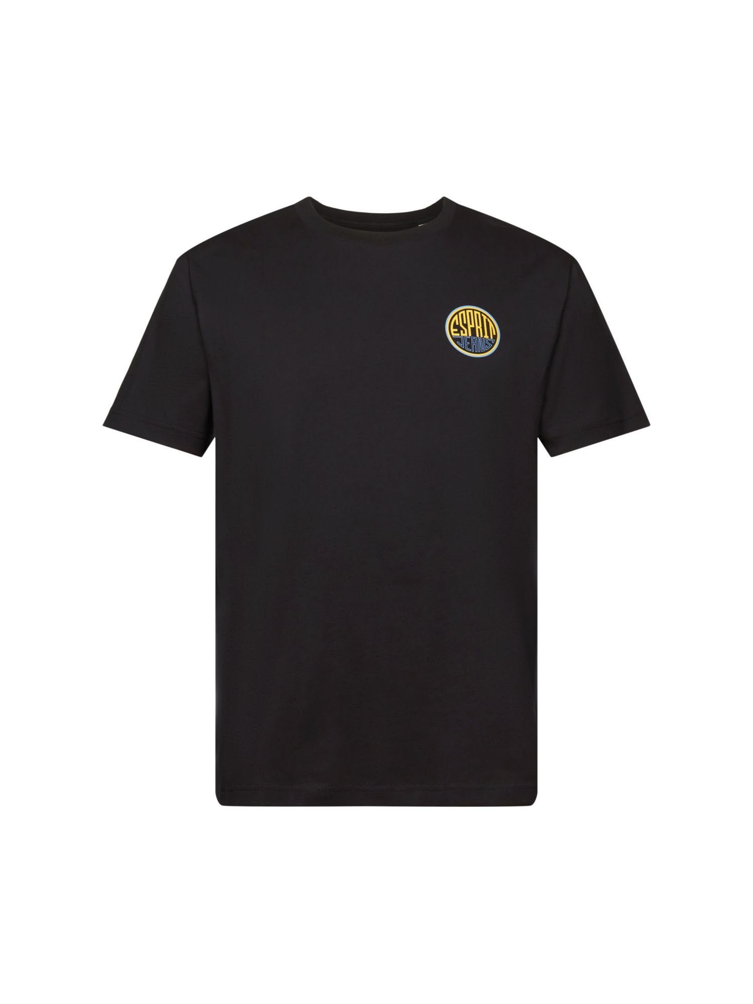 Esprit Langarmshirt Baumwoll-T-Shirt Brust (1-tlg) BLACK der Print mit auf