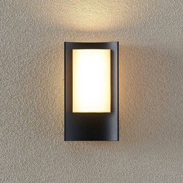 Lindby LED Außen-Wandleuchte Olega, LED-Leuchtmittel fest verbaut, warmweiß, Modern, Aluminium, Kunststoff, dunkelgrau, weiß, 1 flammig, inkl.