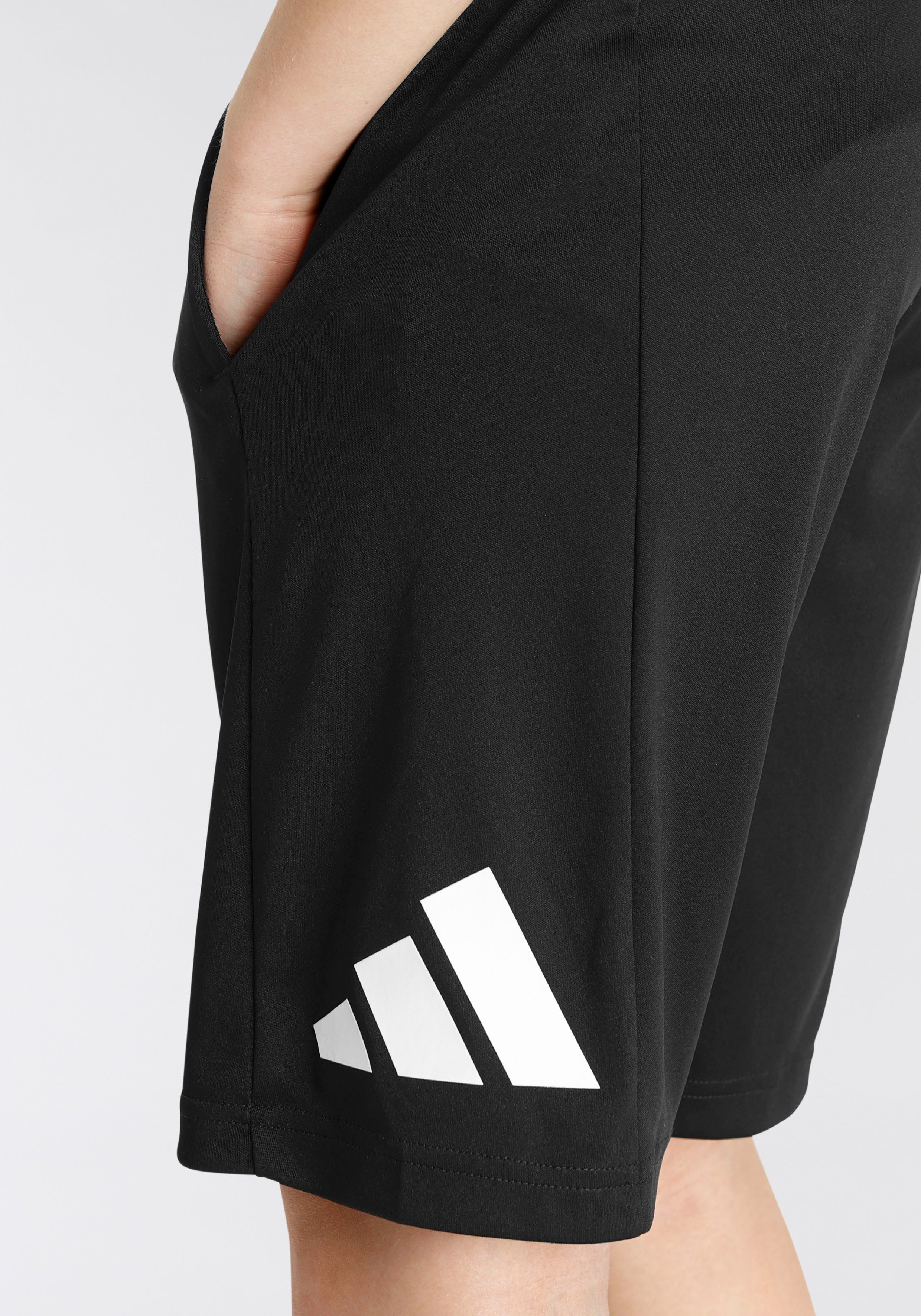 adidas Sportswear Shorts TRAIN ESSENTIALS LOGO REGULAR-FIT Black (1-tlg) White / AEROREADY