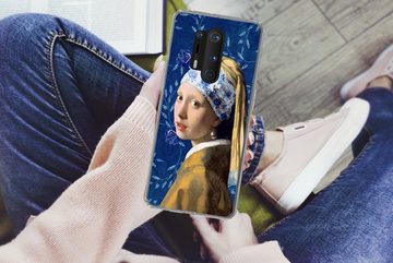 MuchoWow Handyhülle Mädchen mit Perlenohrring - Delfter Porzellan - Vermeer - Blumen -, Phone Case, Handyhülle OnePlus 8 Pro, Silikon, Schutzhülle