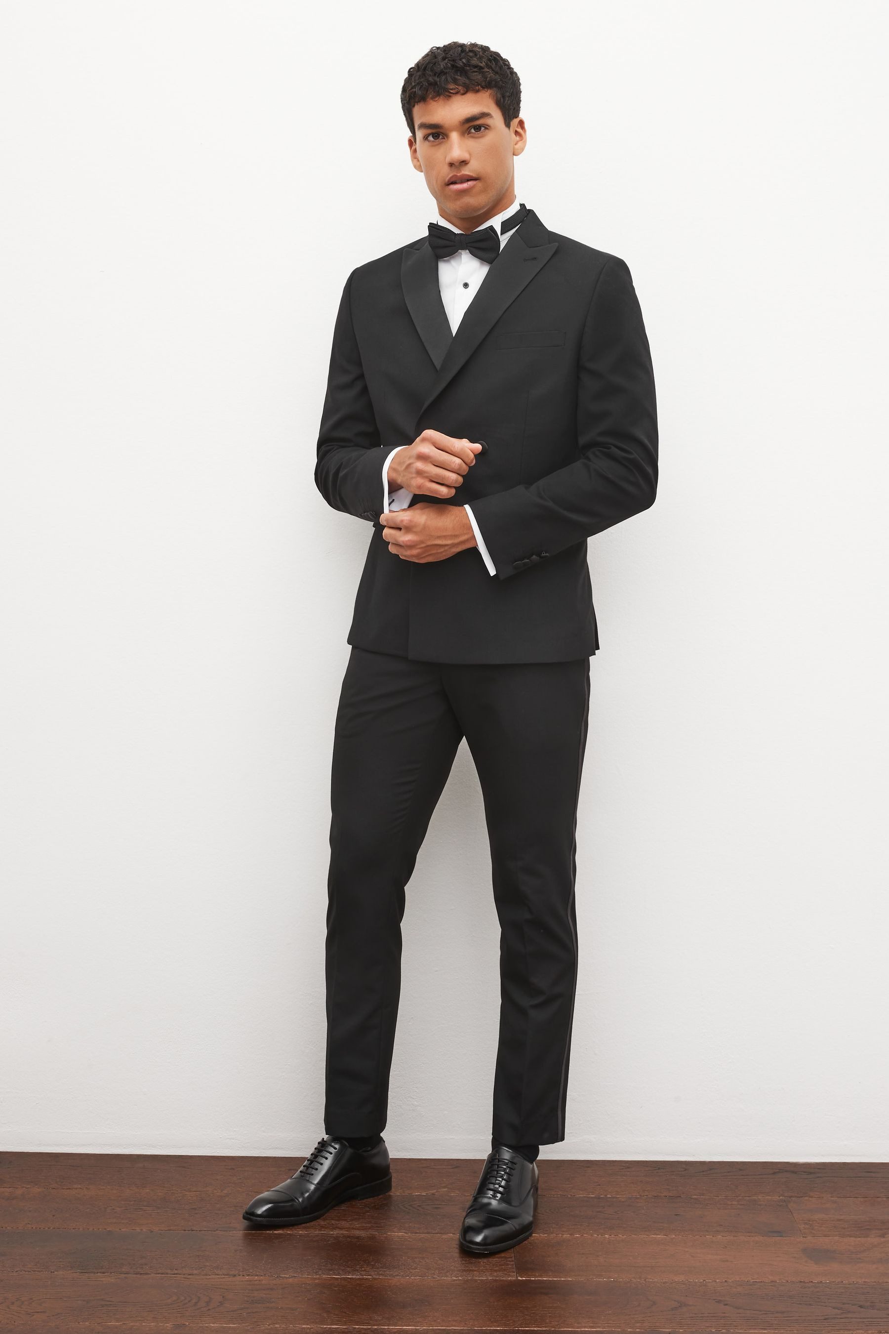 Next Anzughose Slim Fit Smokinghose mit Kontraststreifen (1-tlg)
