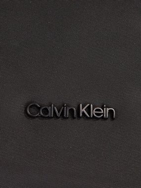 Calvin Klein Mini Bag CK NYLON CAMERA BAG, in schlichtem Stil