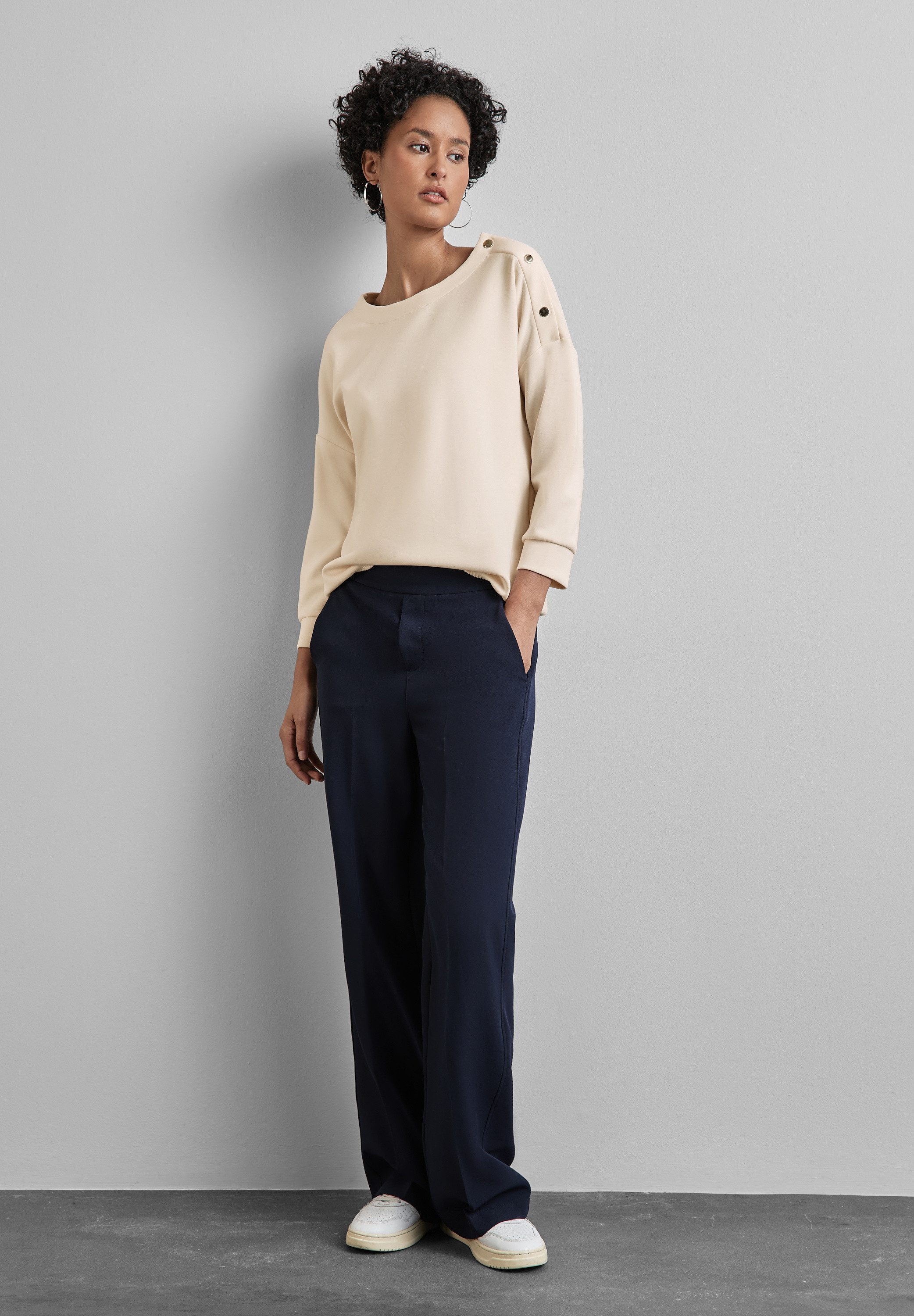 STREET ONE Langarmshirt mit Knopf Details