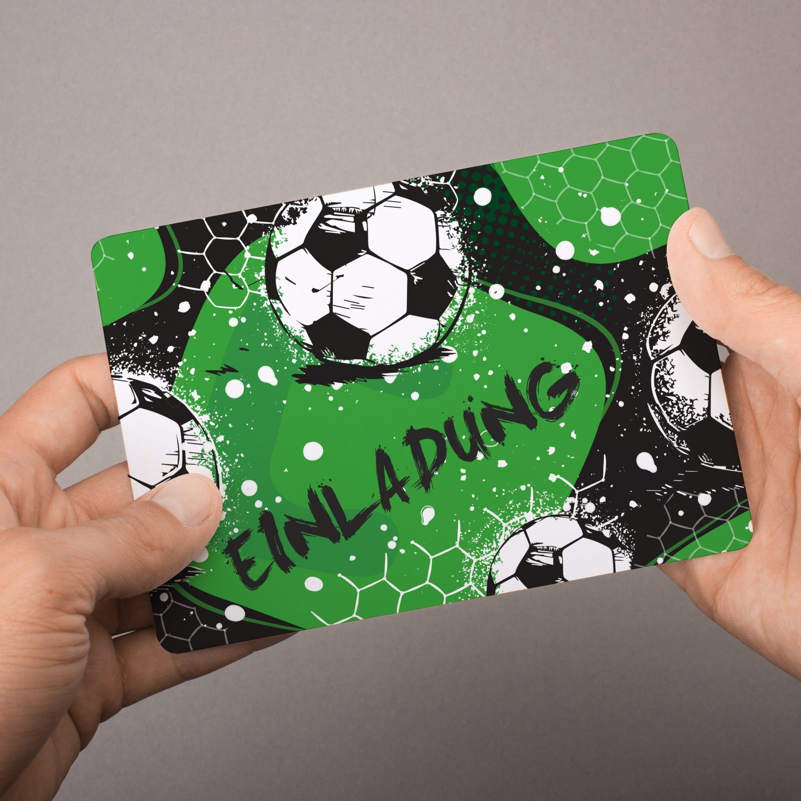 nikima Einladungskarten 10 Einladungskarten mit Mattfolie Fußball für Kindergeburtstag