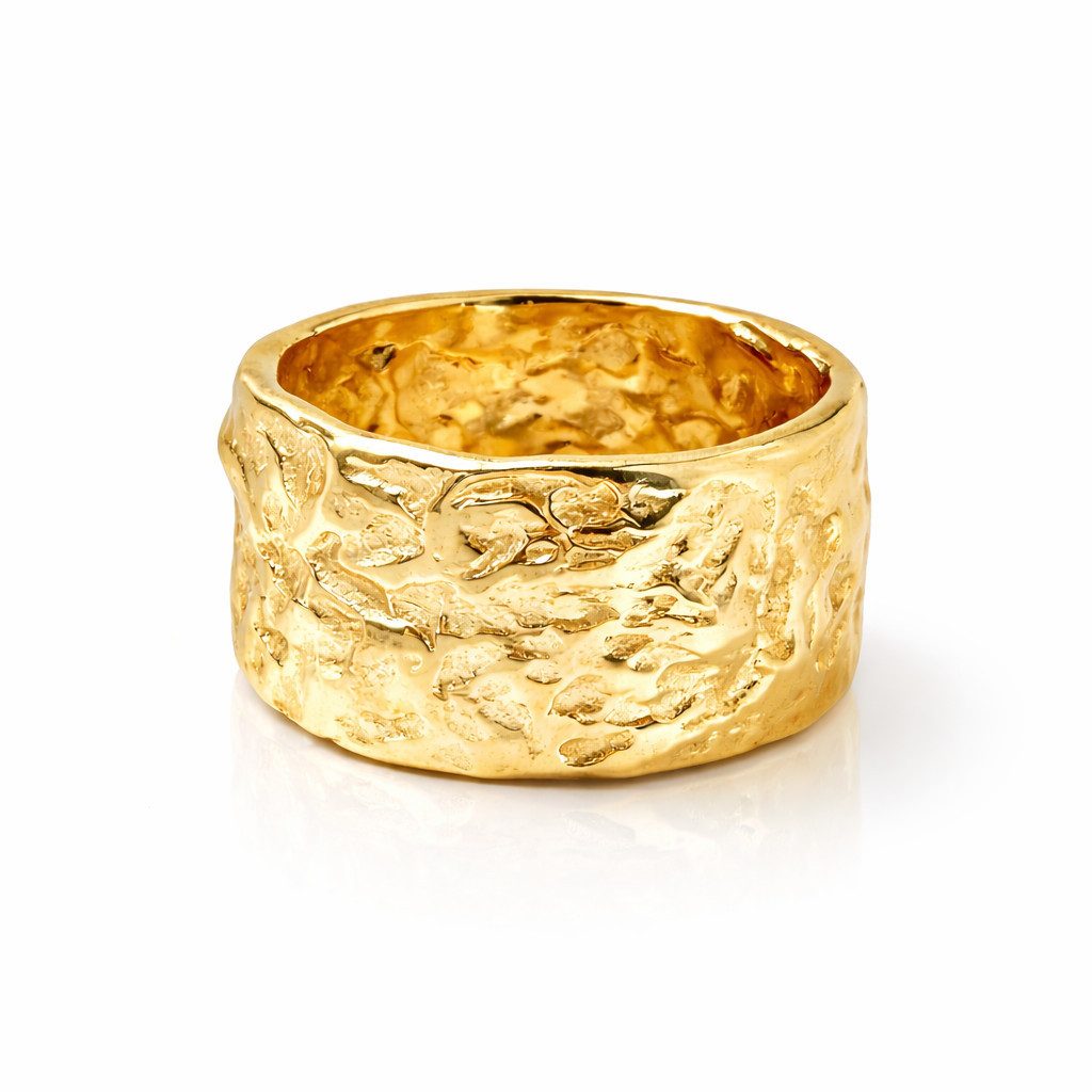 ROUGEMONT Goldring Extravaganter Goldring Statement Damen Ring gehämmert, Gehämmertes Design – einzigartige, strukturierte Oberfläche