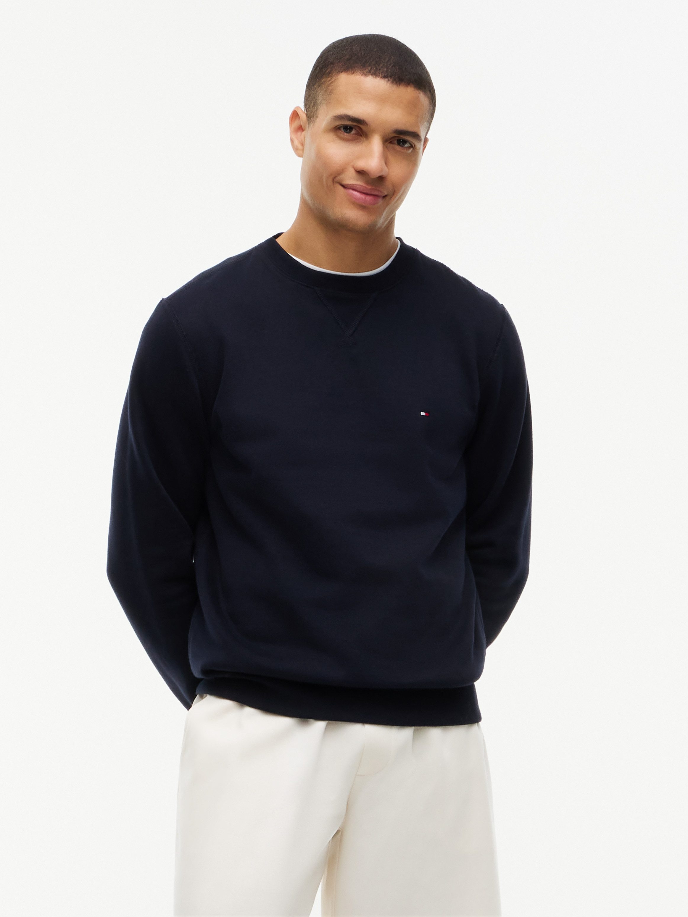 Tommy Hilfiger Sweatshirt ESSENTIAL FLEECE CREWNECK mit Tommy Hilfiger Logostickerei, Regular Fit