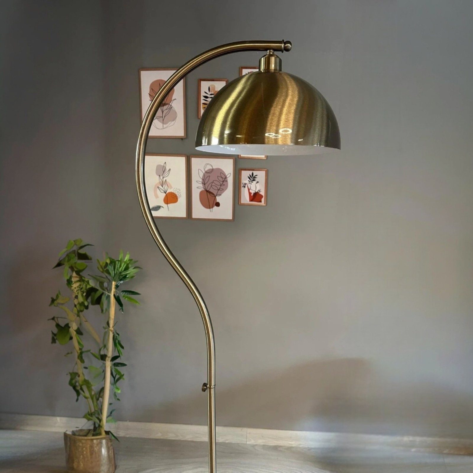 Bamyum Stehlampe Orange Stehlampe Modern Dekorative Metall Lampe, ohne Leuchtmittel, E27, verstellbarer Lampenschirm, Stehluchte mit Ablage