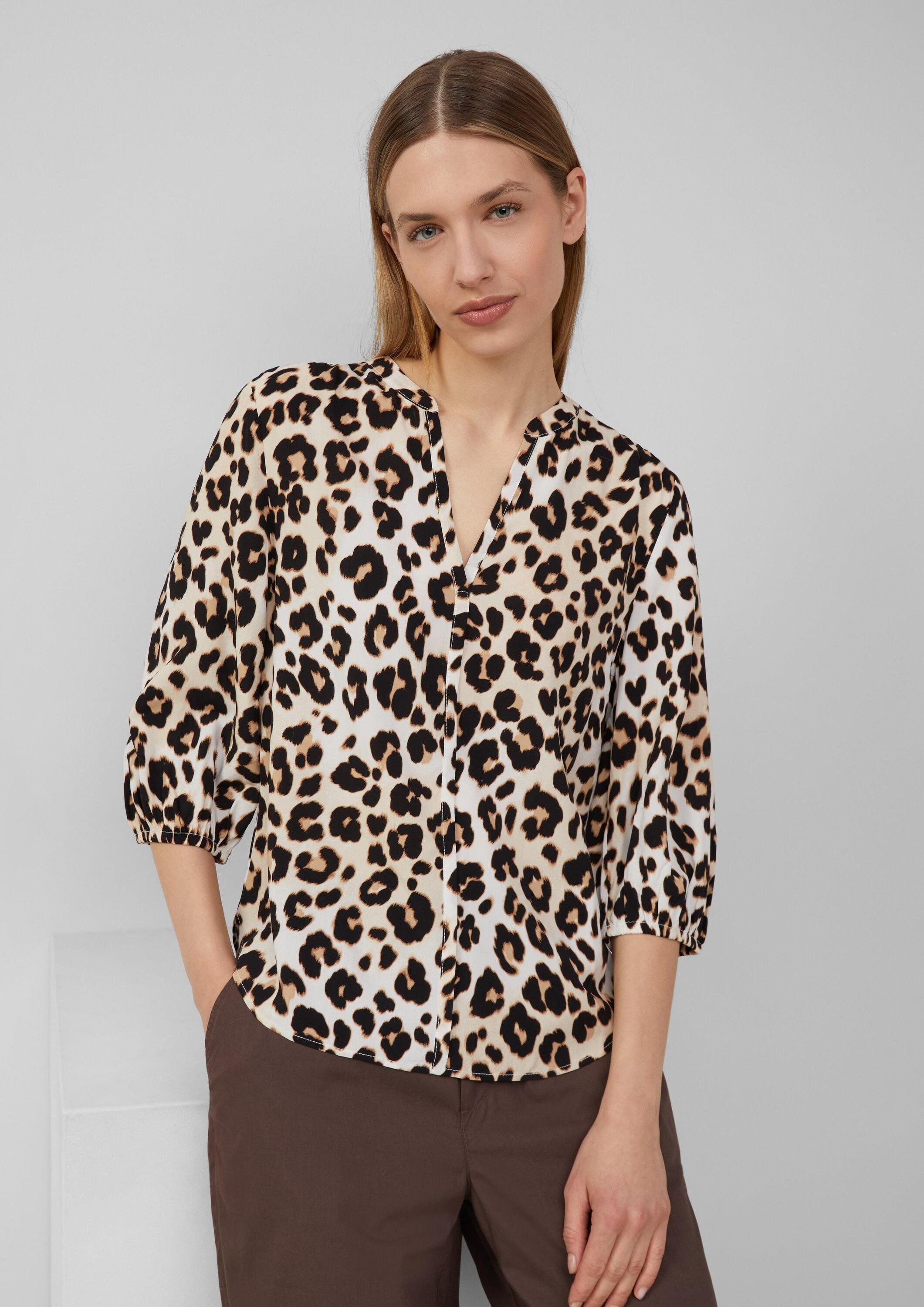 s.Oliver Kurzarmbluse Bluse Viskose-Bluse mit Leo-Muster günstig online kaufen