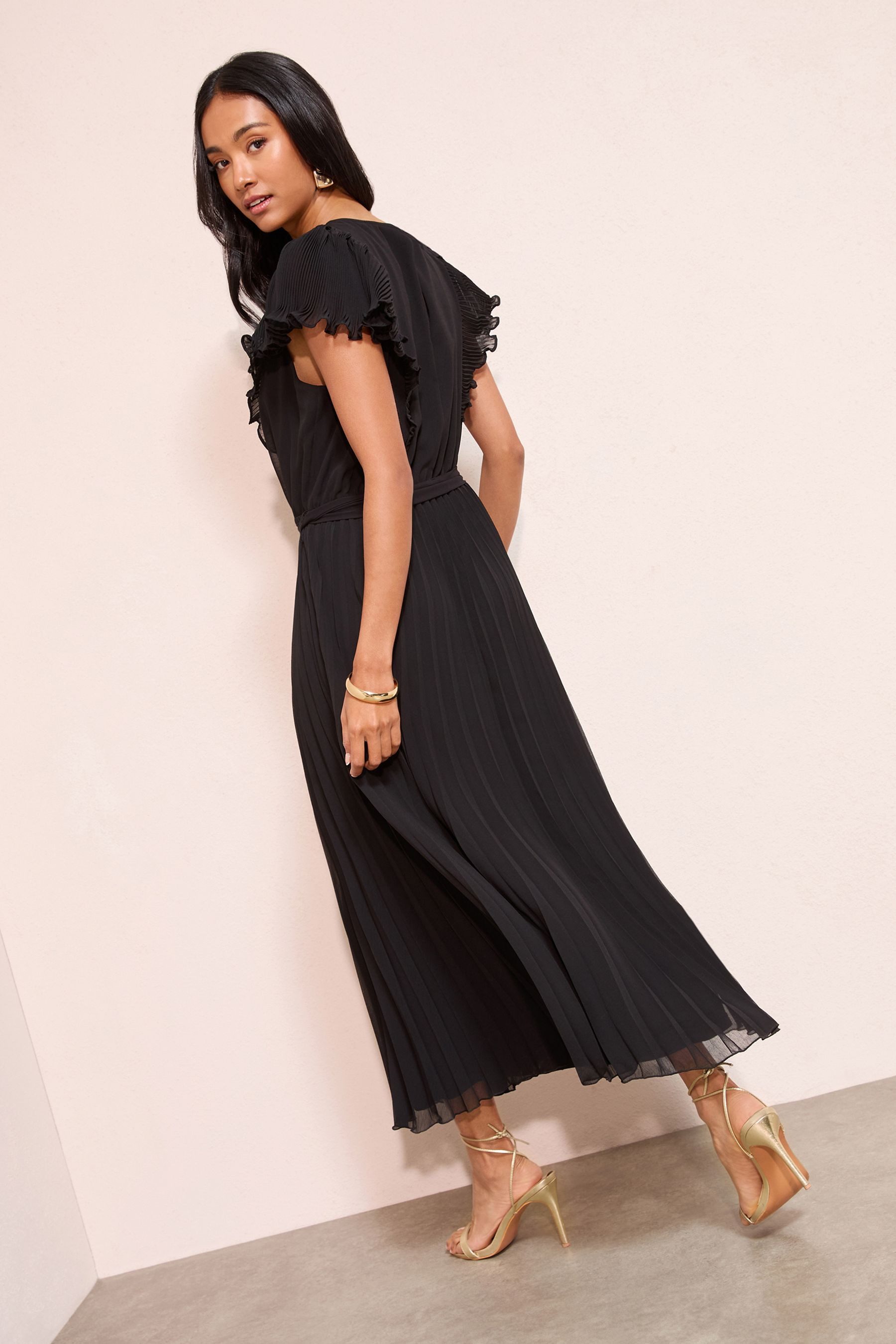 Friends Like These Plisseekleid Friends Like These Chiffon-Midikleid, Curve (1-tlg)