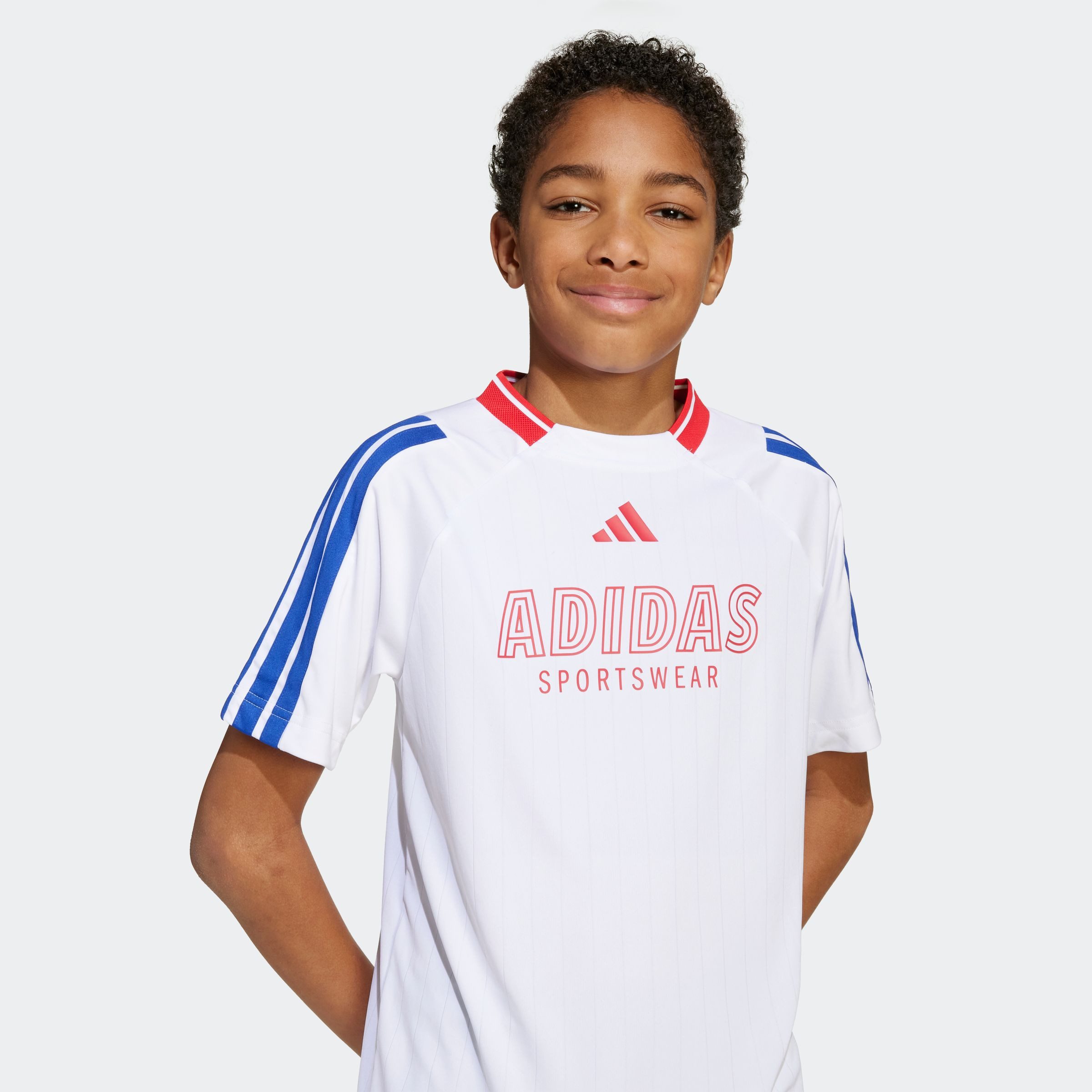 adidas Sportswear T-Shirt HOUSE OF TIRO KIDS sportlicher Stil, für Kinder und Teens, mit Rundhalsausschnitt