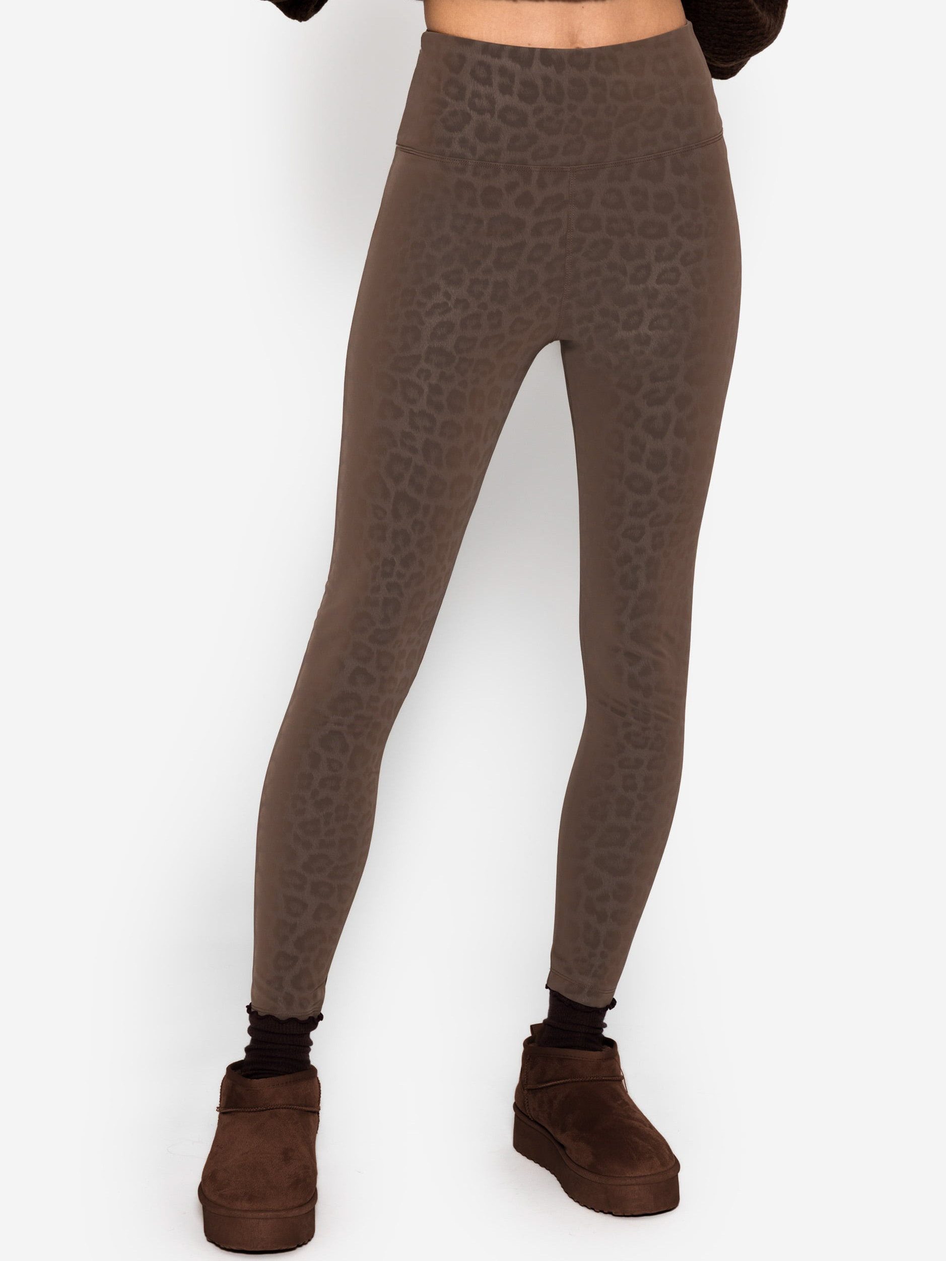 SASSYCLASSY Lederimitathose Thermo Kunstleder Leggings mit Leo Print High Waist Thermoleggings mit breitem Bund aus elastischem Material – Bild 4 von 5