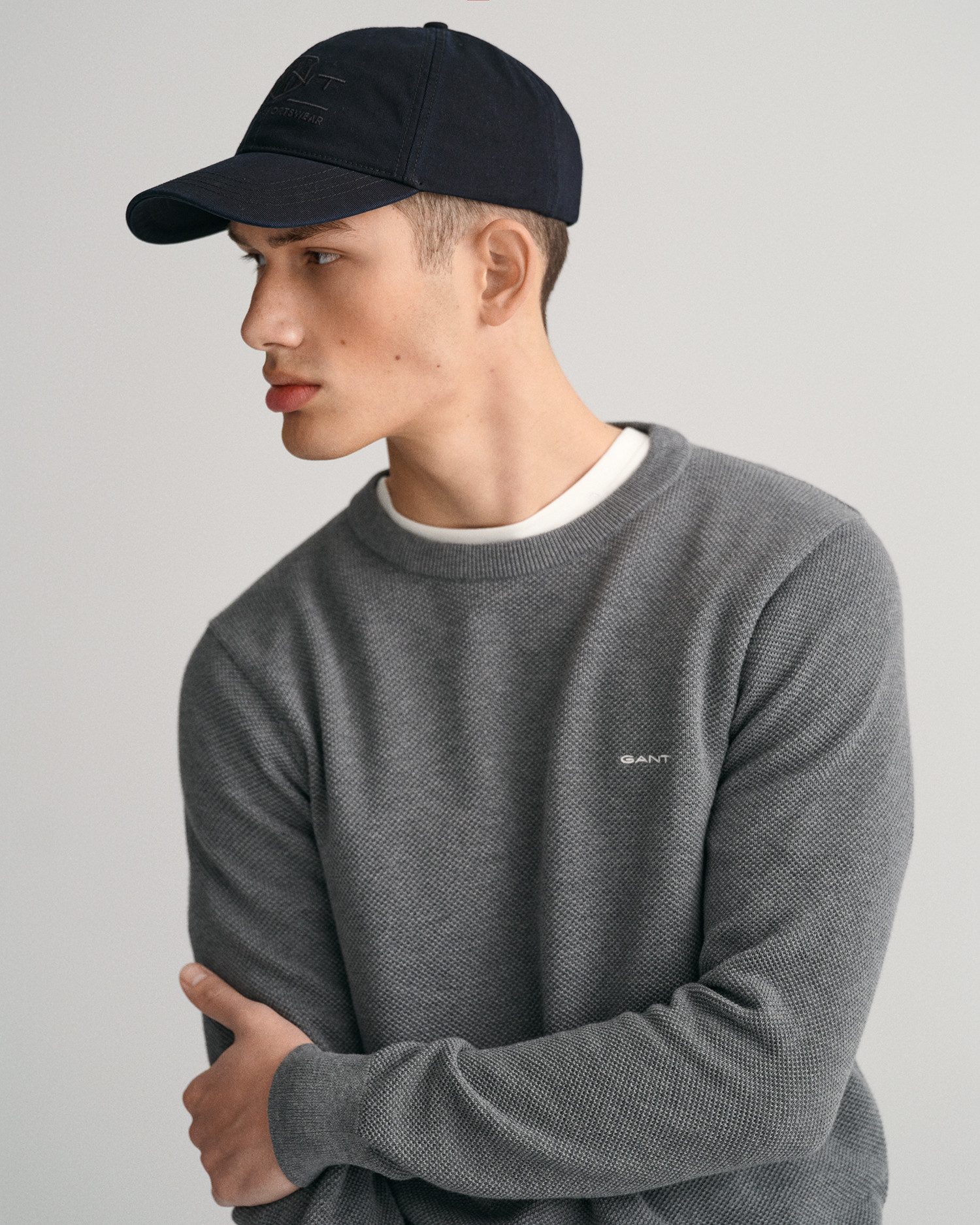 Gant Rundhalspullover COTTON PIQUE C-NECK mit Logostickerei auf der Brust