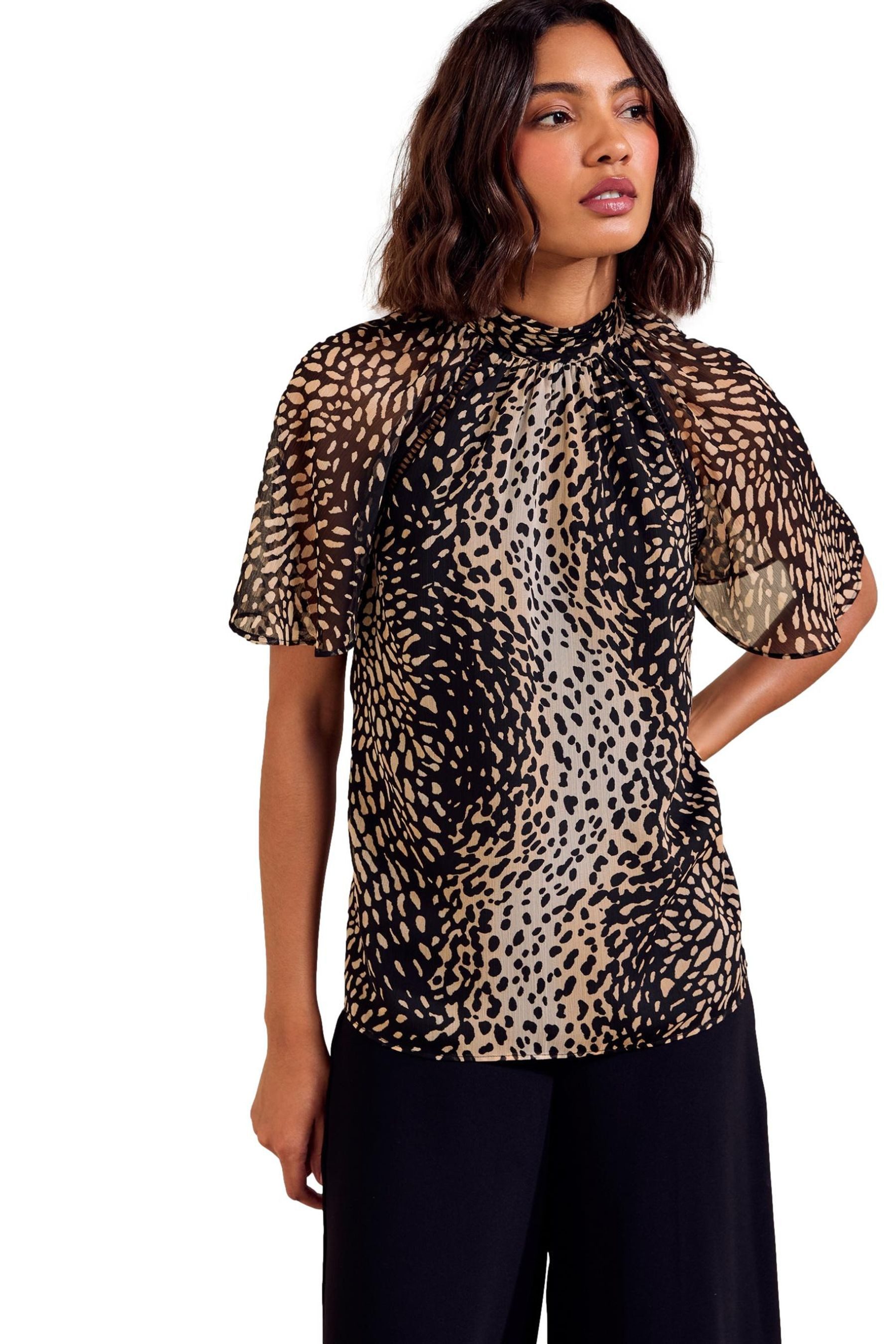 Friends Like These Chiffonbluse Friends Like These Chiffon-Bluse mit Engelsärmeln (1-tlg)