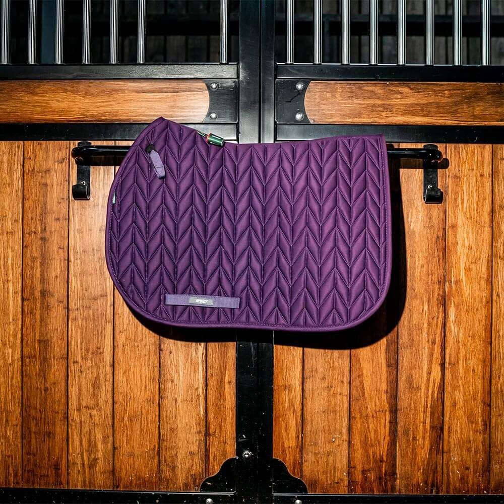 Horseware Schabracke Horseware Amigo Close Contact Saddle Pad