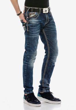 Cipo & Baxx Bequeme Jeans mit breiten Ziernähten