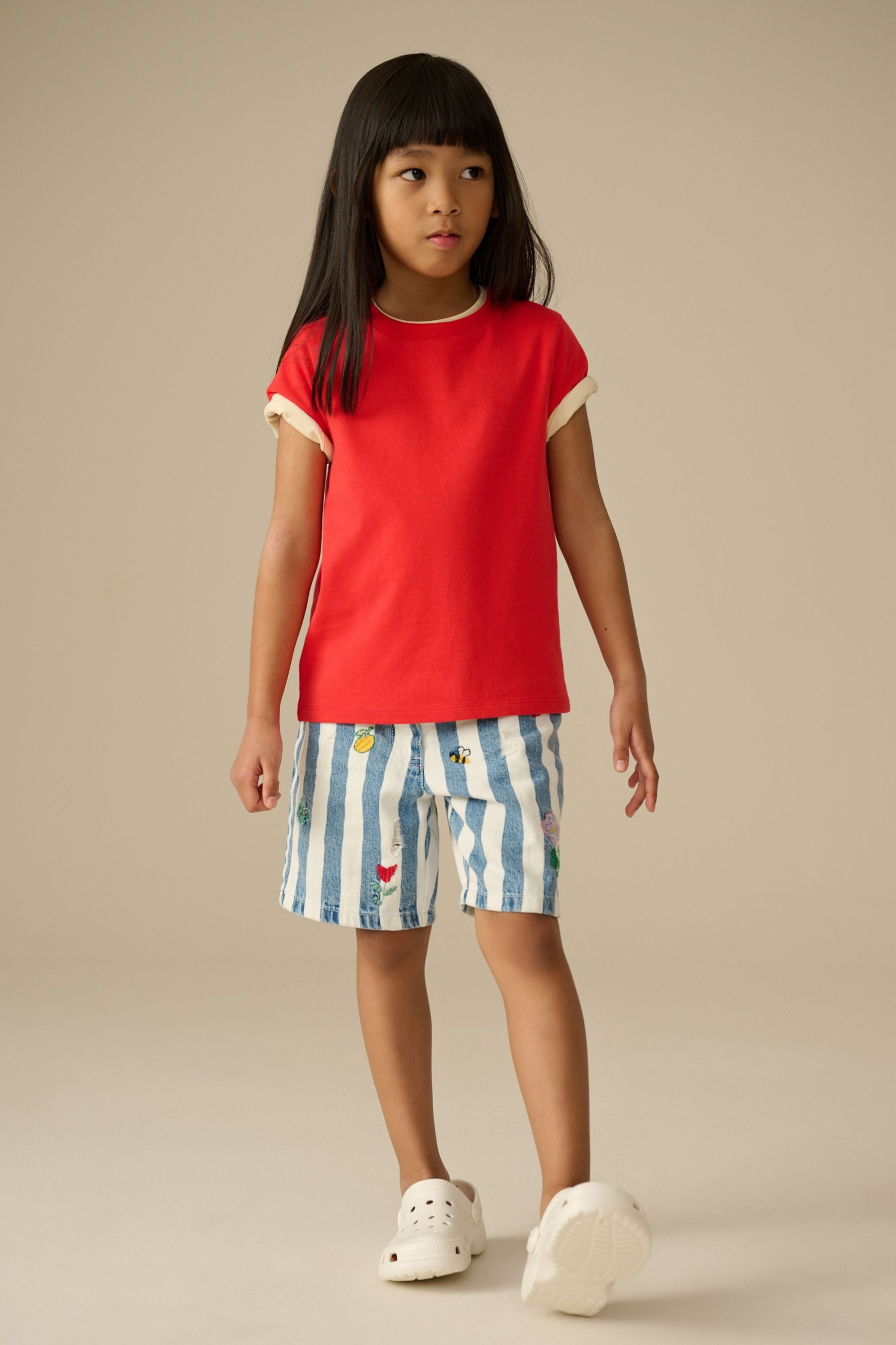 Next Jeansshorts Gestreifte Jeansshorts aus 100 % Baumwolle (1-tlg)