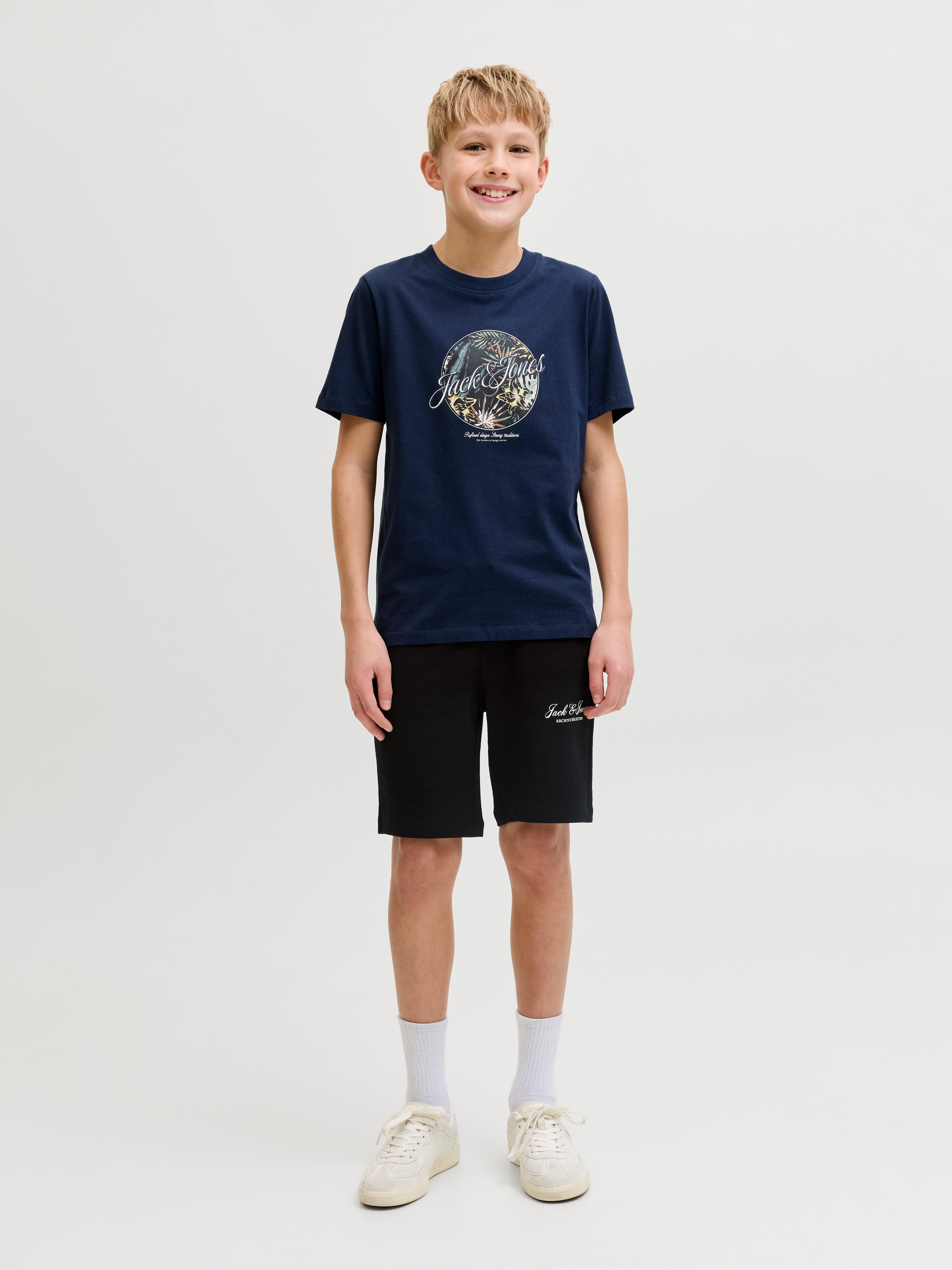 Jack & Jones Junior Sweatshorts JPSTGORDON ARCHIVE SWEAT SHORTS SN JNR – Bild 4 von 5