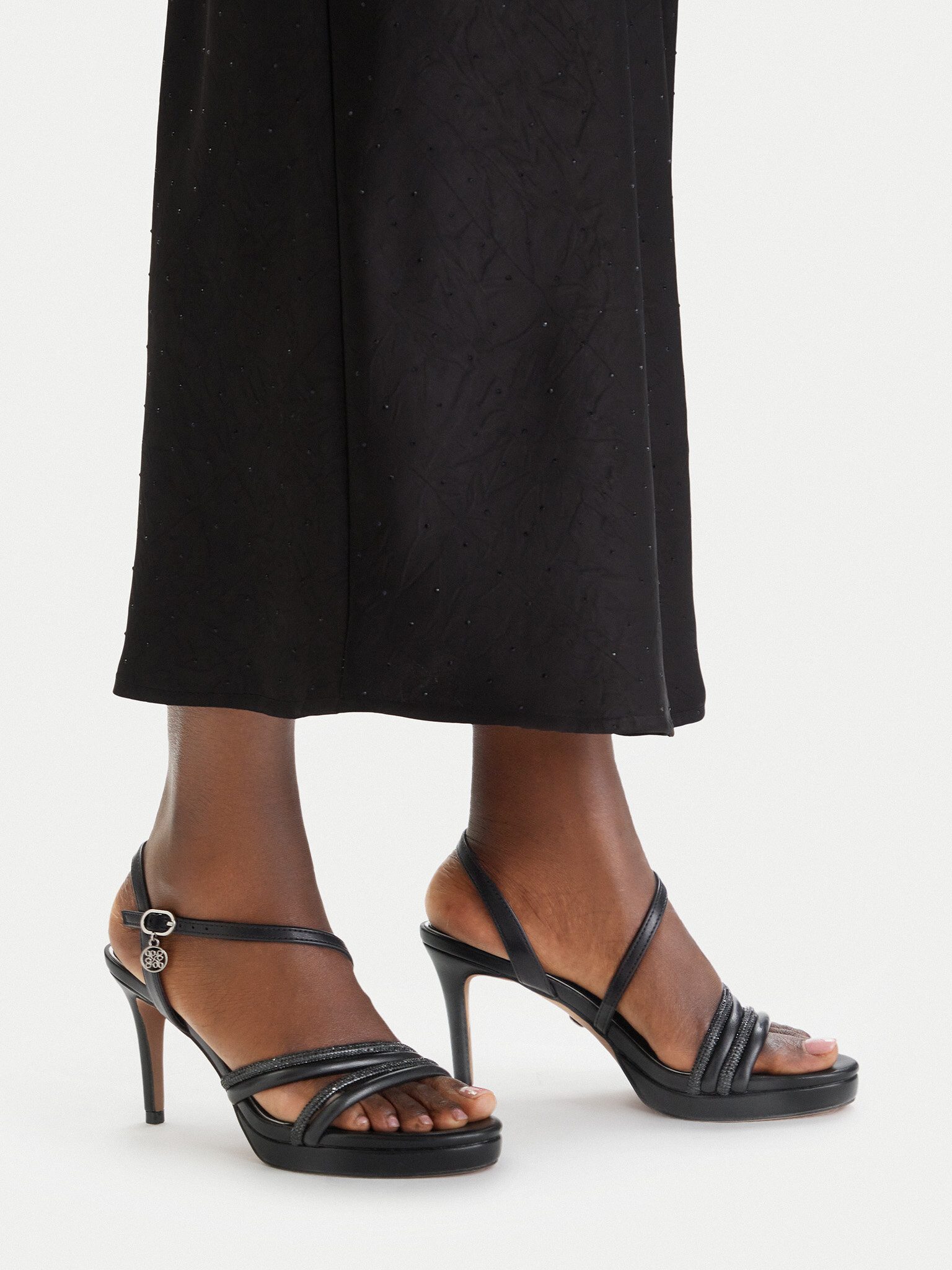 Nine West Nine West Frauensandalen Schwarz NINE WEST-CEO-25120-2508 Schwarz Sandale