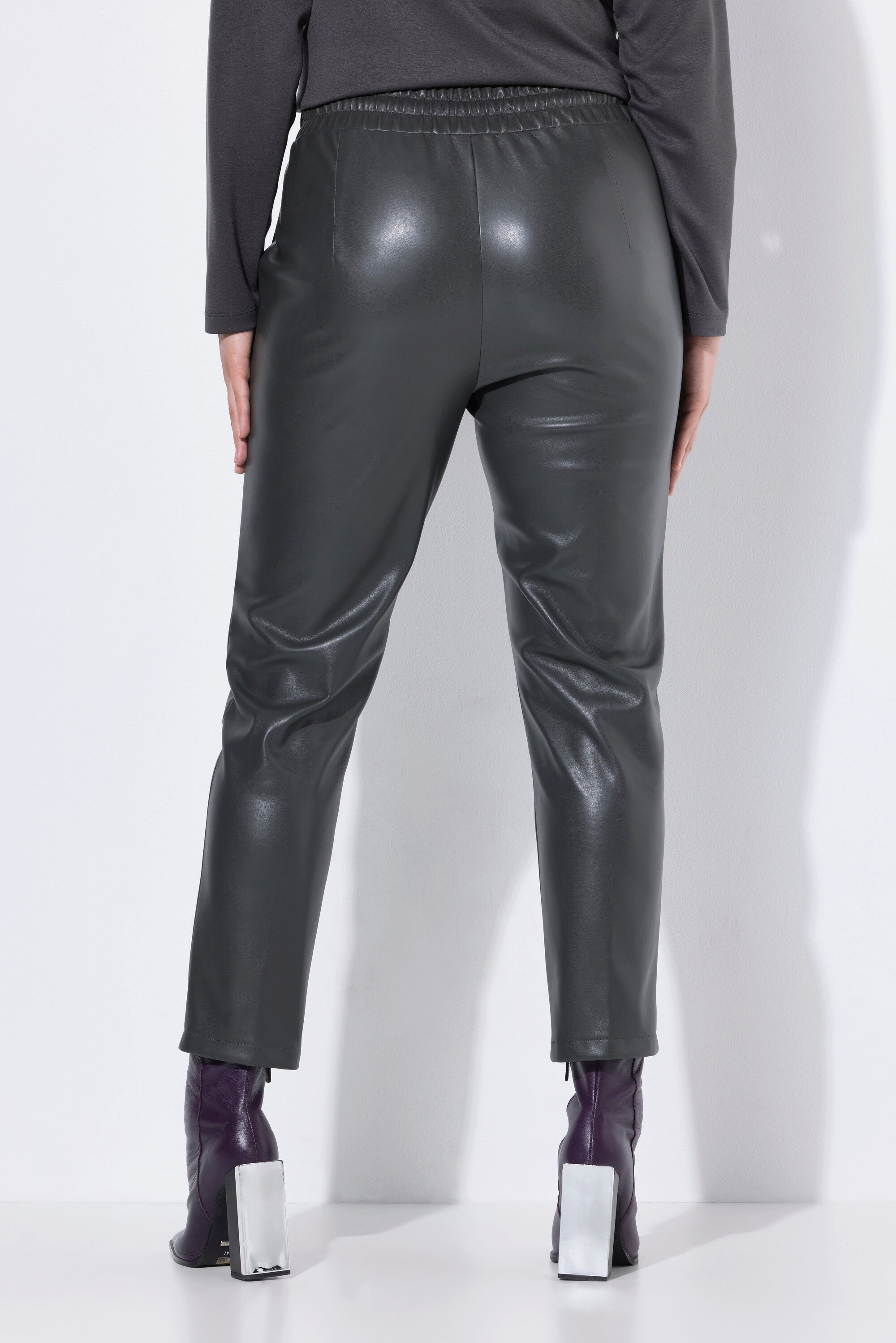 Ulla Popken Schlupfhose 7/8-Hose Lederoptik Biesen Elastikbund – Bild 3 von 4