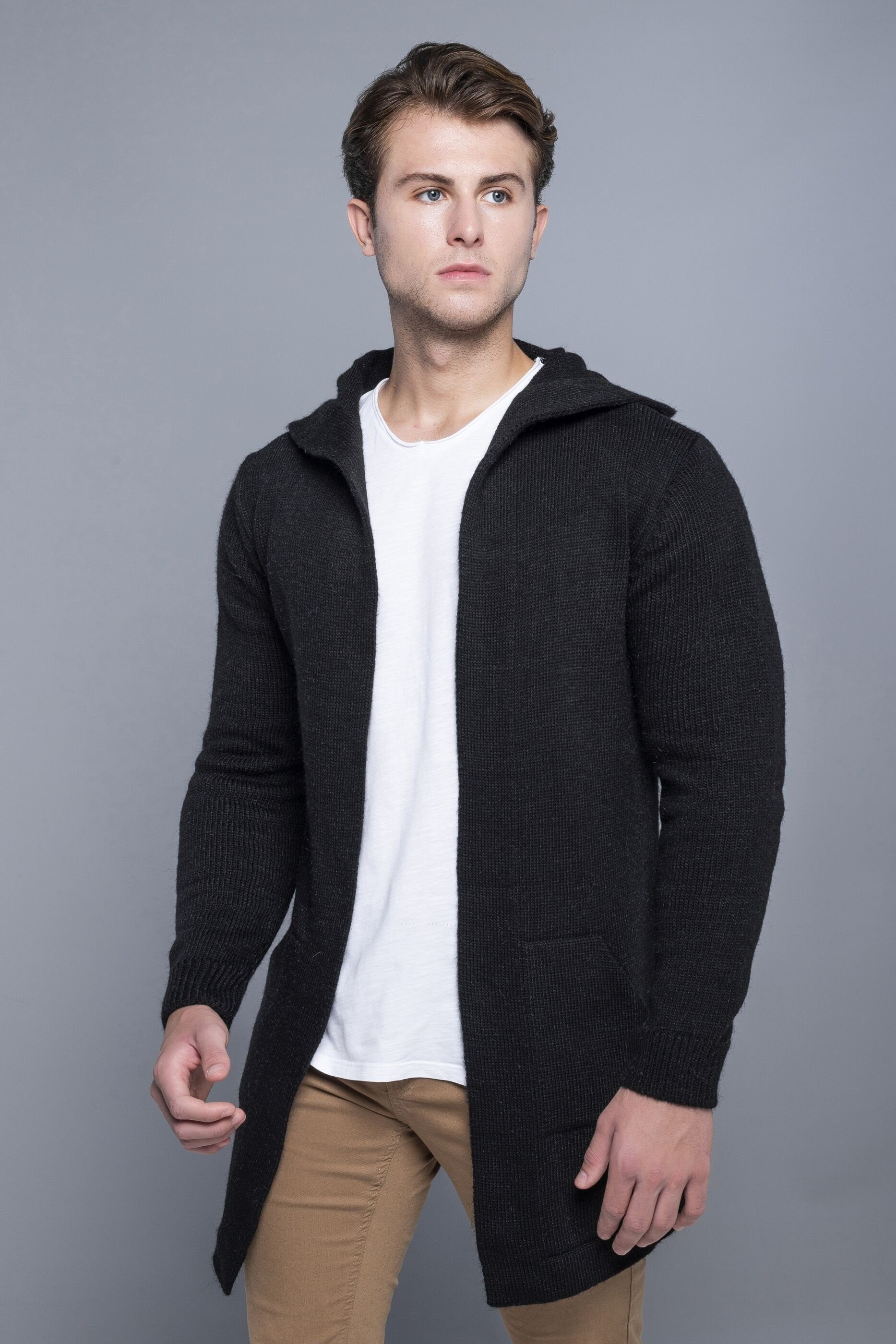 CARISMA Strickjacke mit Kapuze und praktischen Seitentaschen